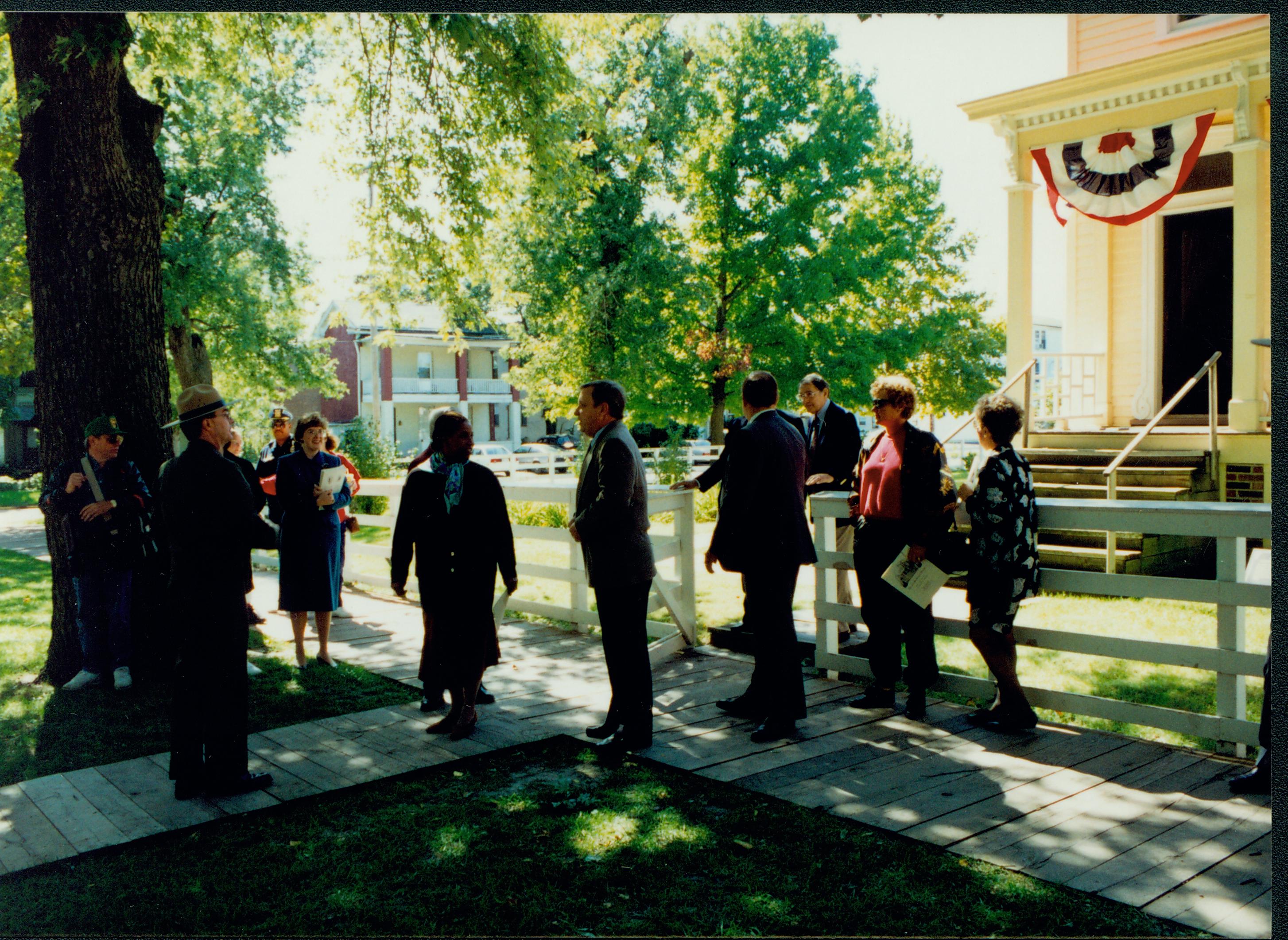 NA Robinson House, Dedication