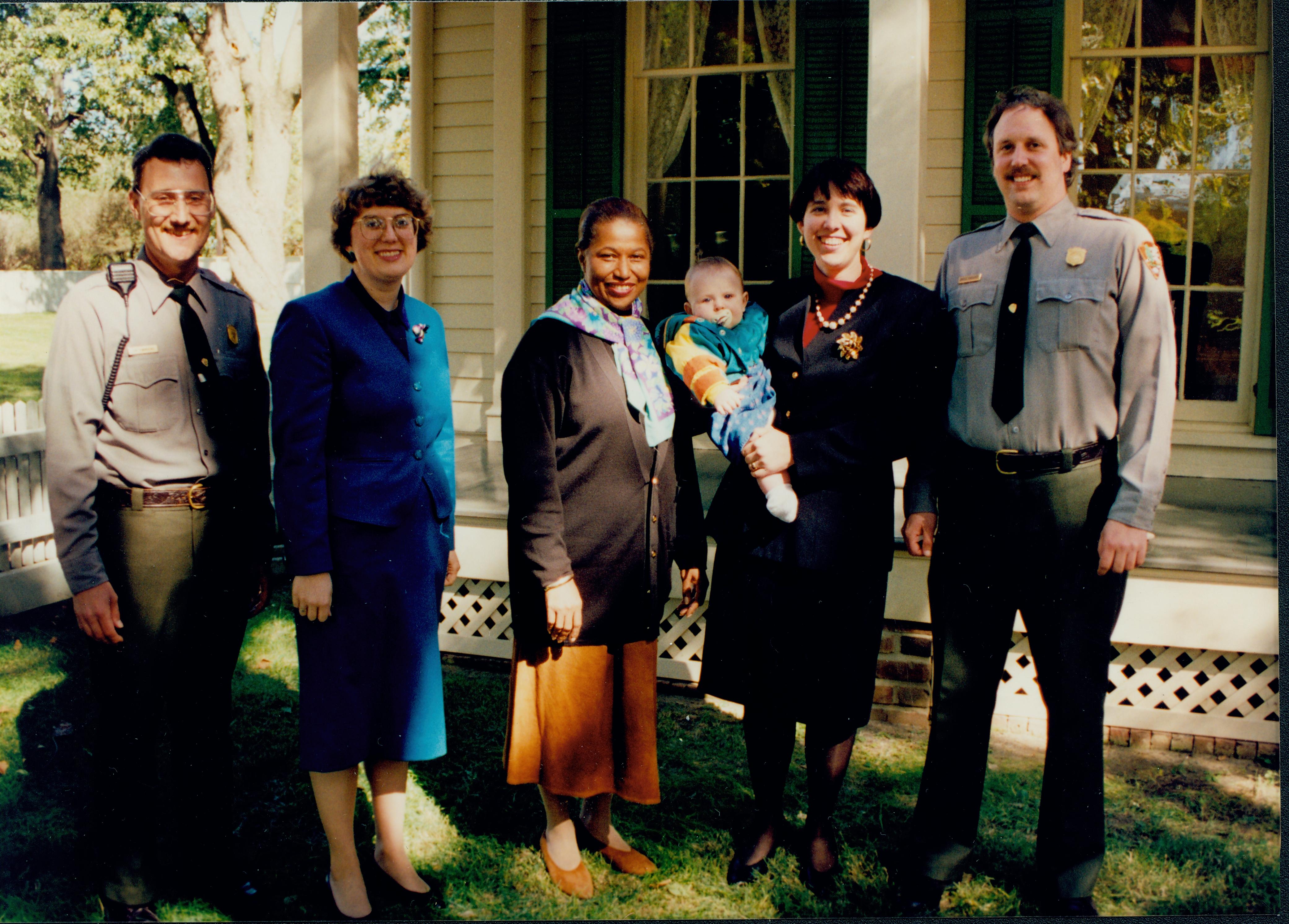 NA Robinson House, Dedication