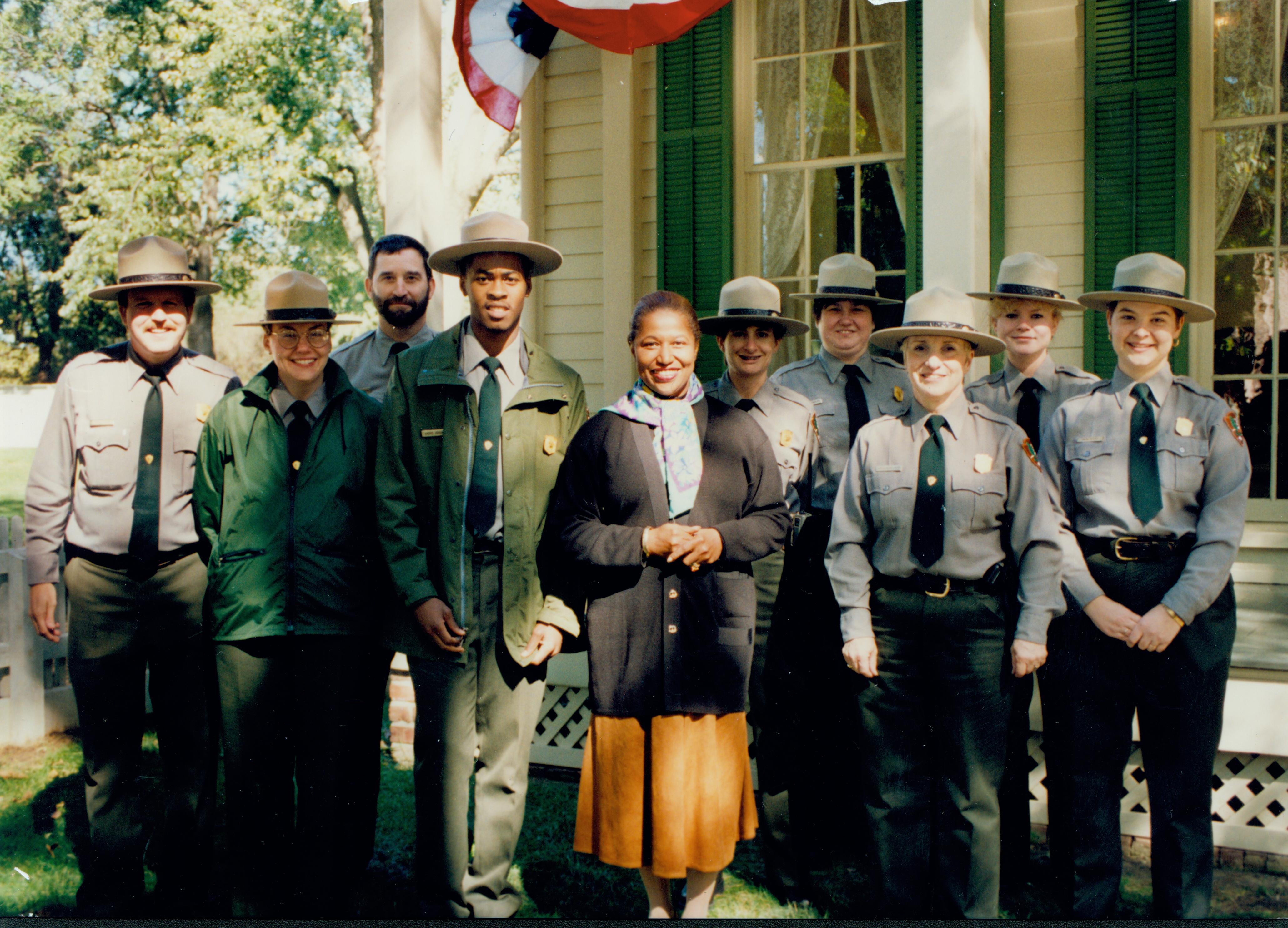 NA Robinson House, Dedication