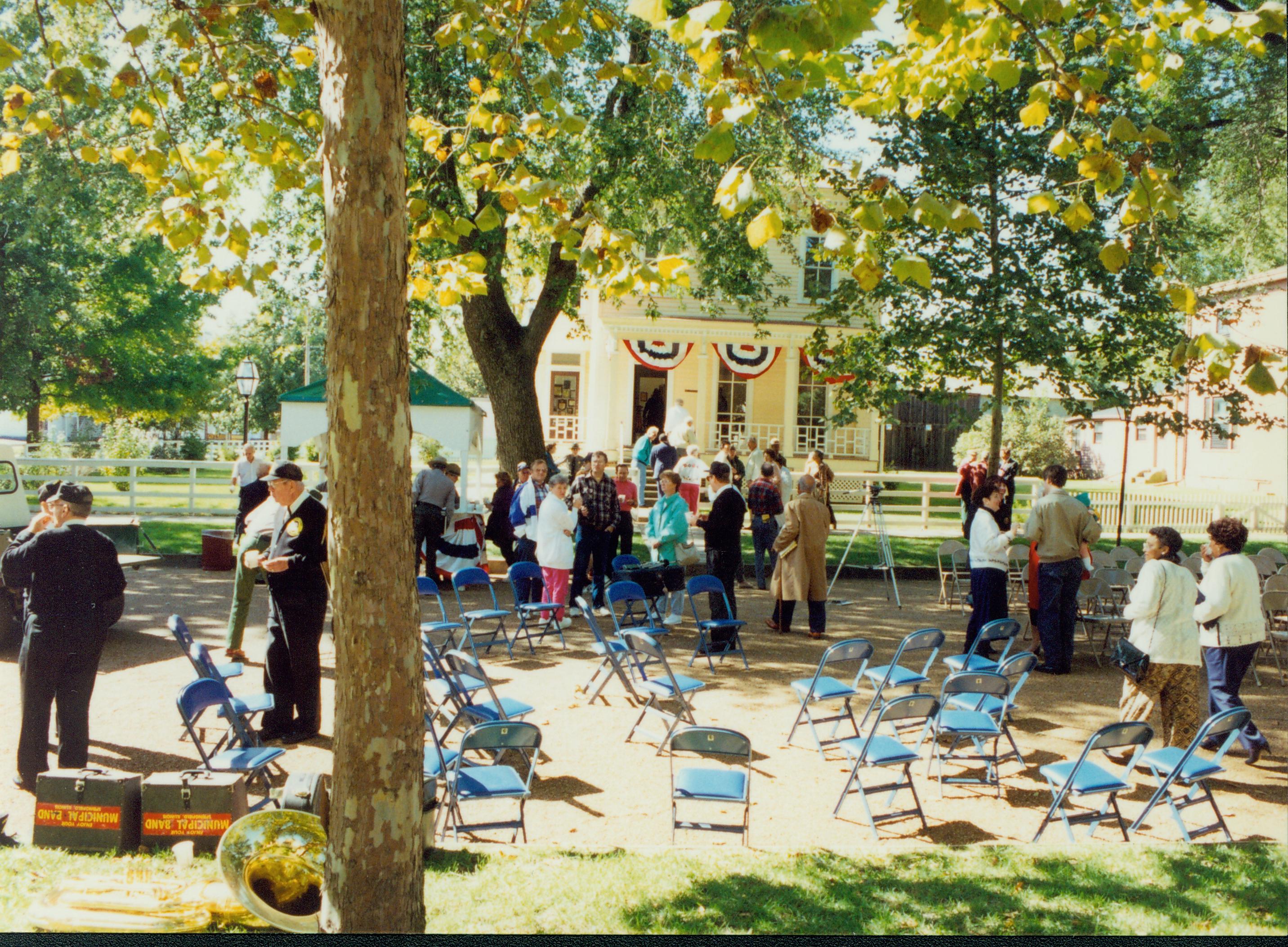 NA Robinson House, Dedication