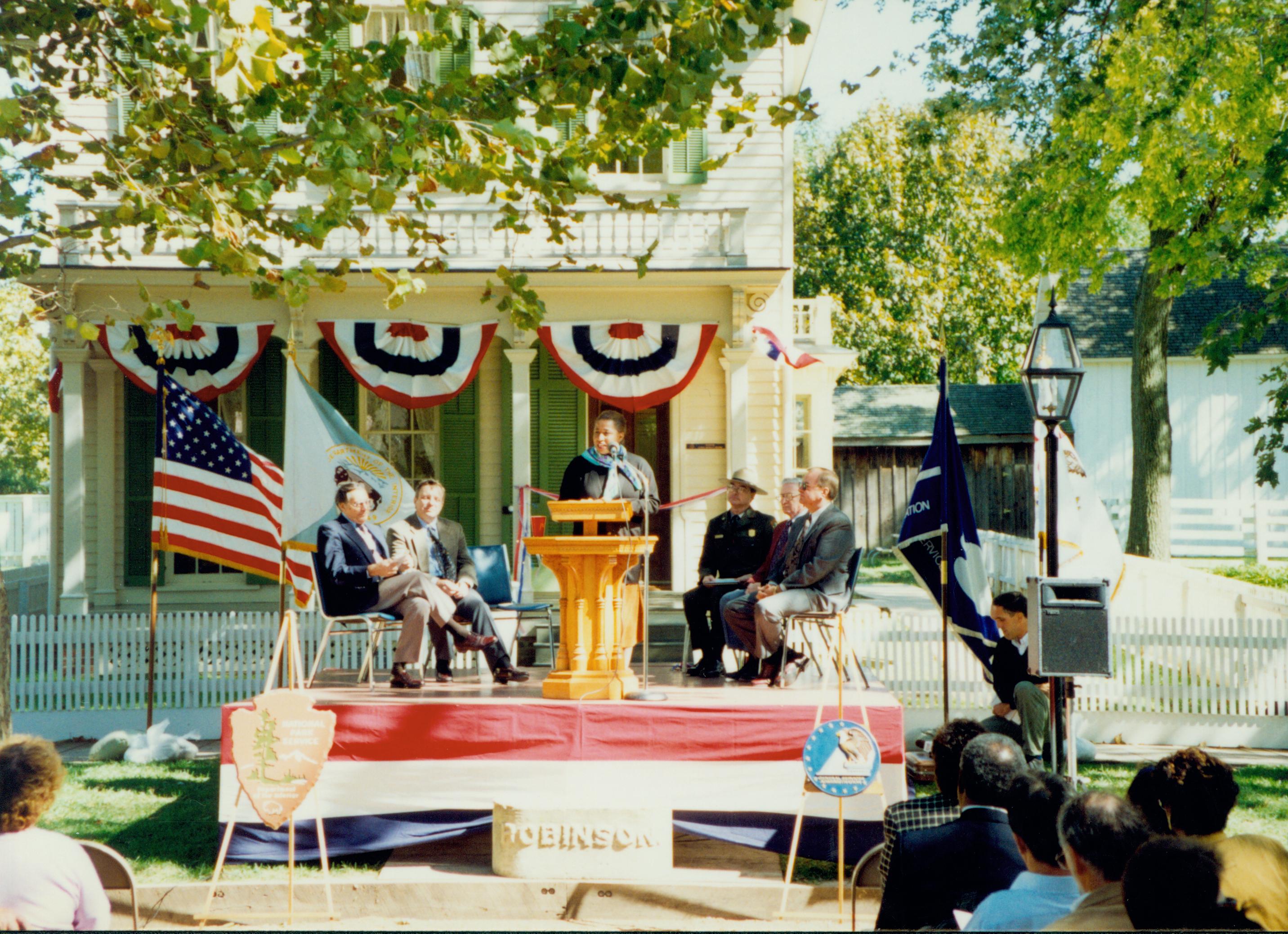 NA Robinson House, Dedication