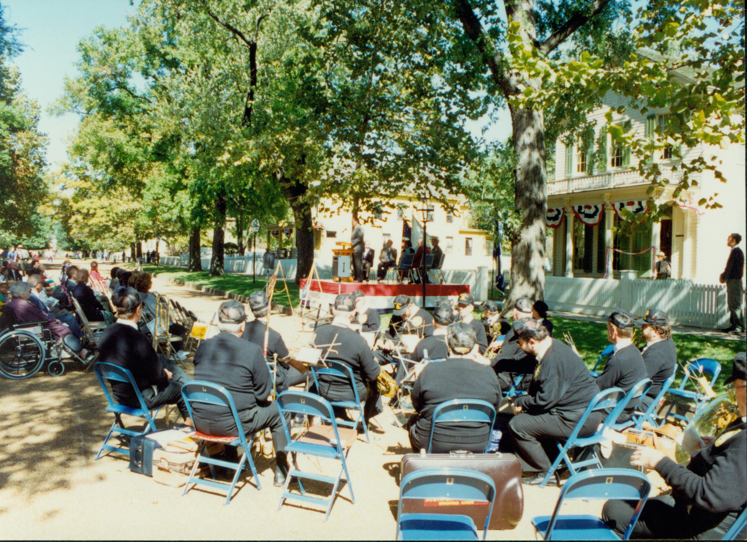 NA Robinson House, Dedication