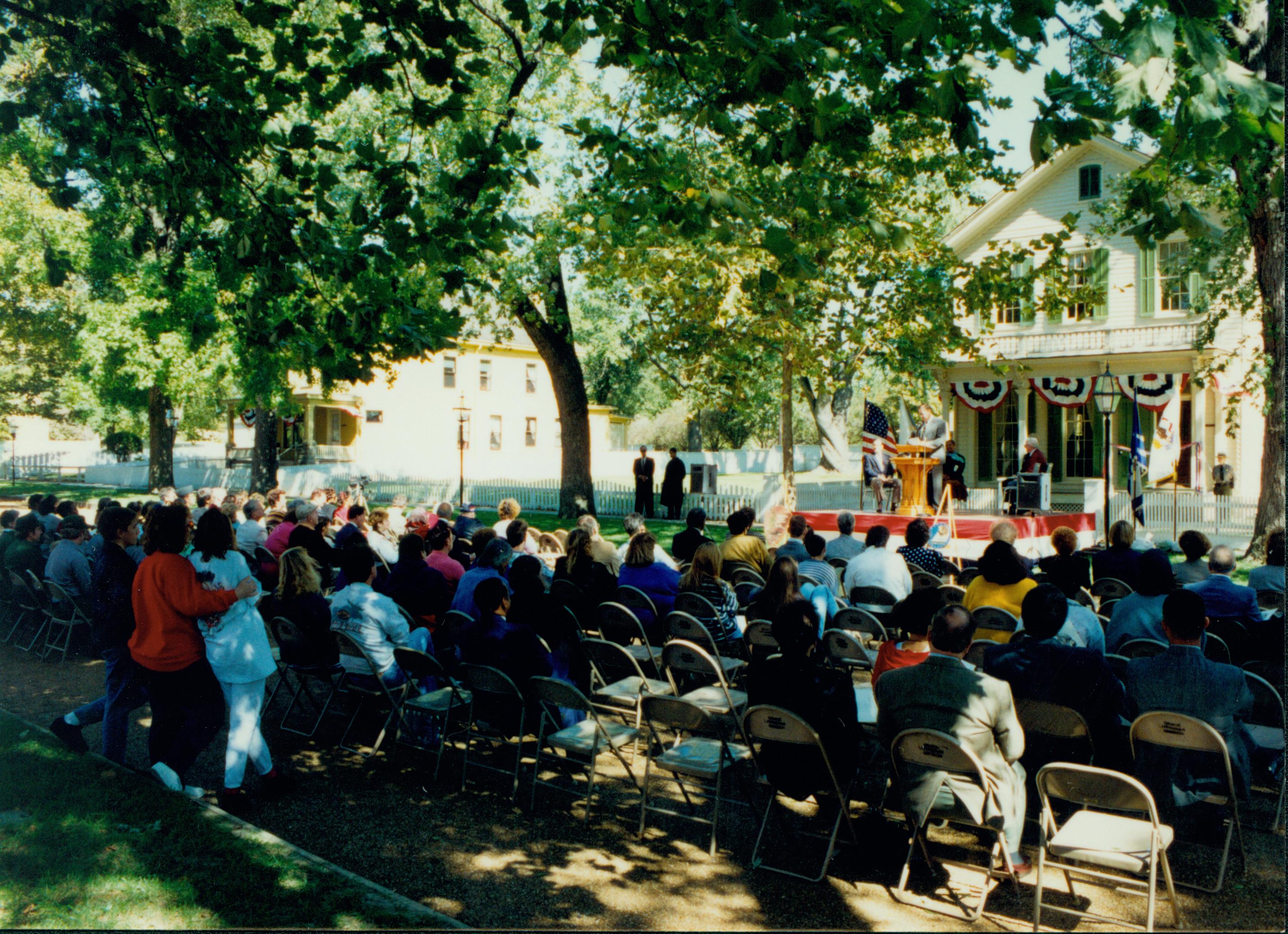 NA Robinson House, Dedication