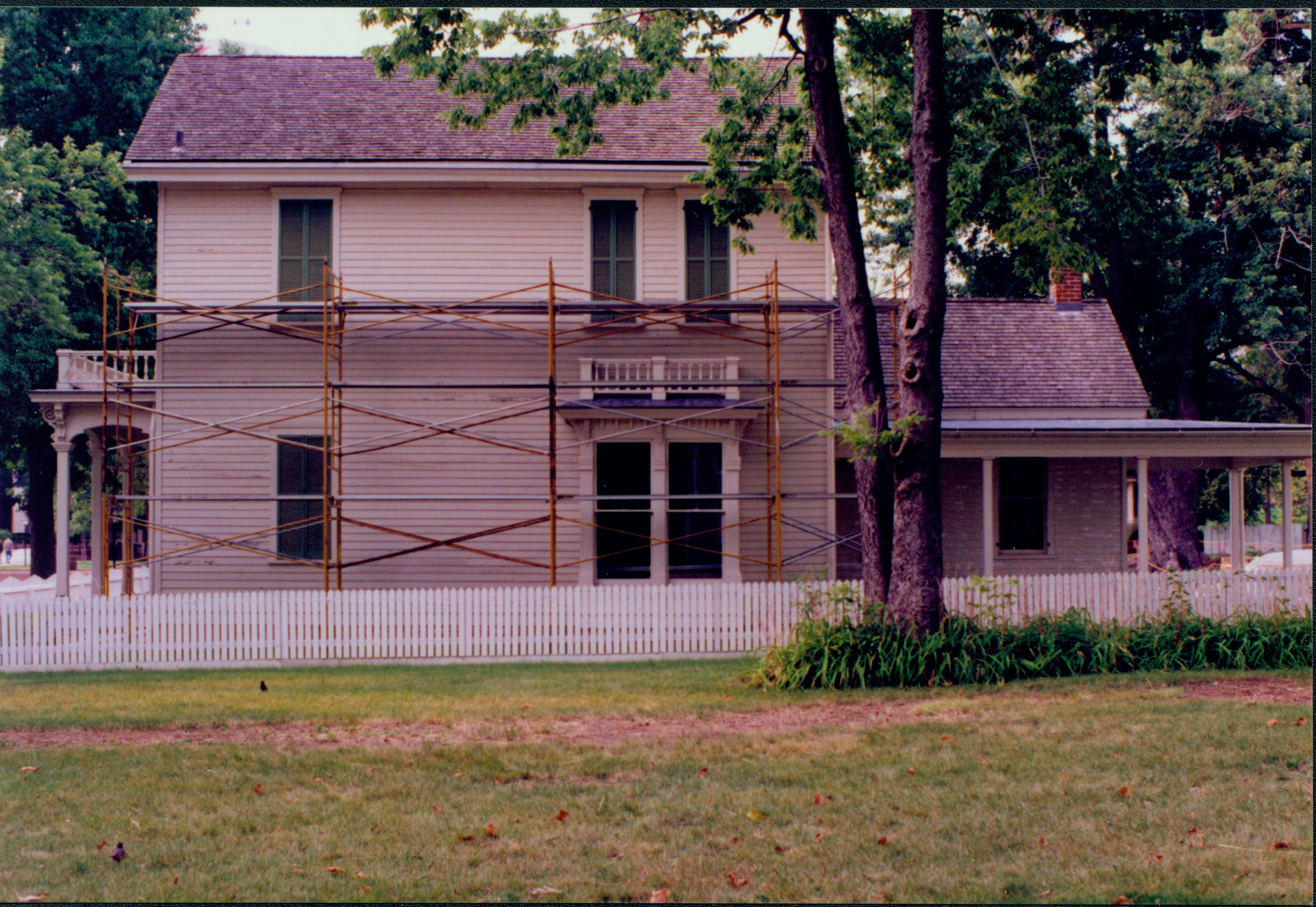 NA Robinson House, Maintenance, Scaffolding