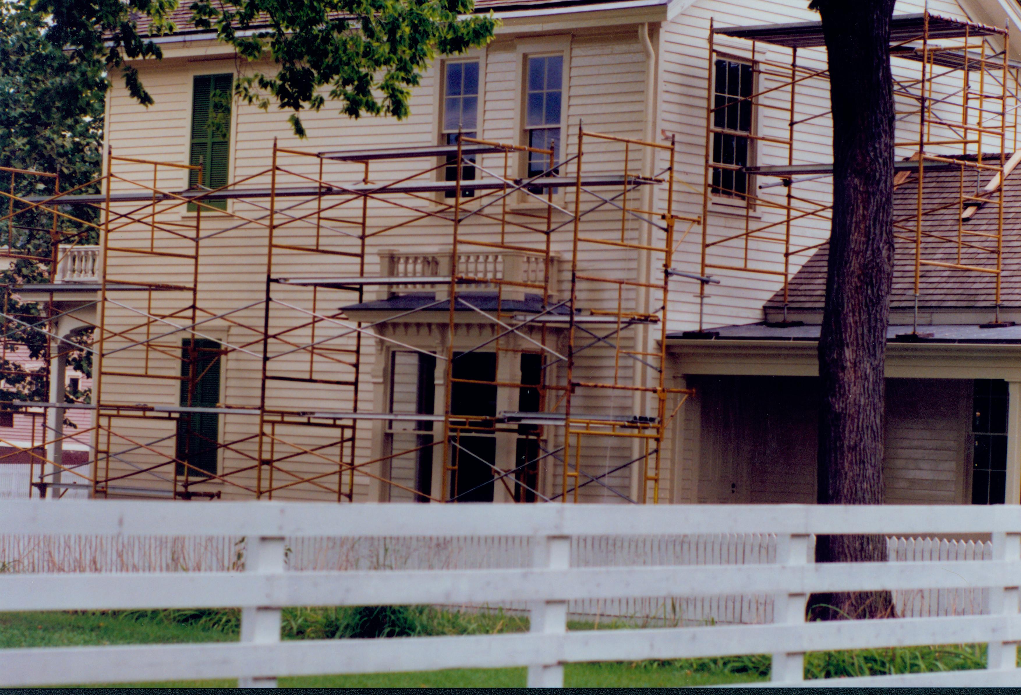 NA Robinson House, Maintenance, Scaffolding