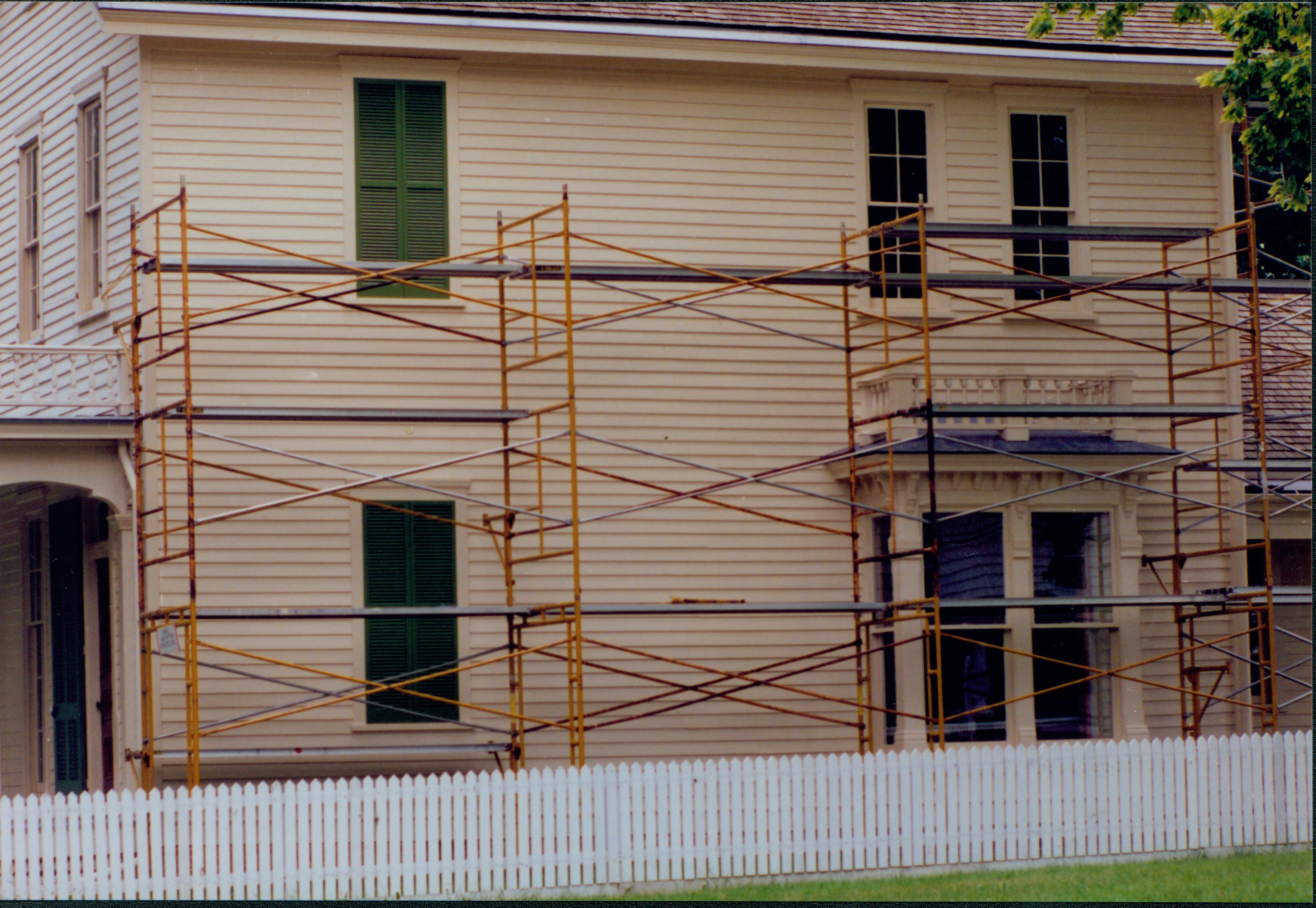 NA Robinson House, Maintenance, Scaffolding