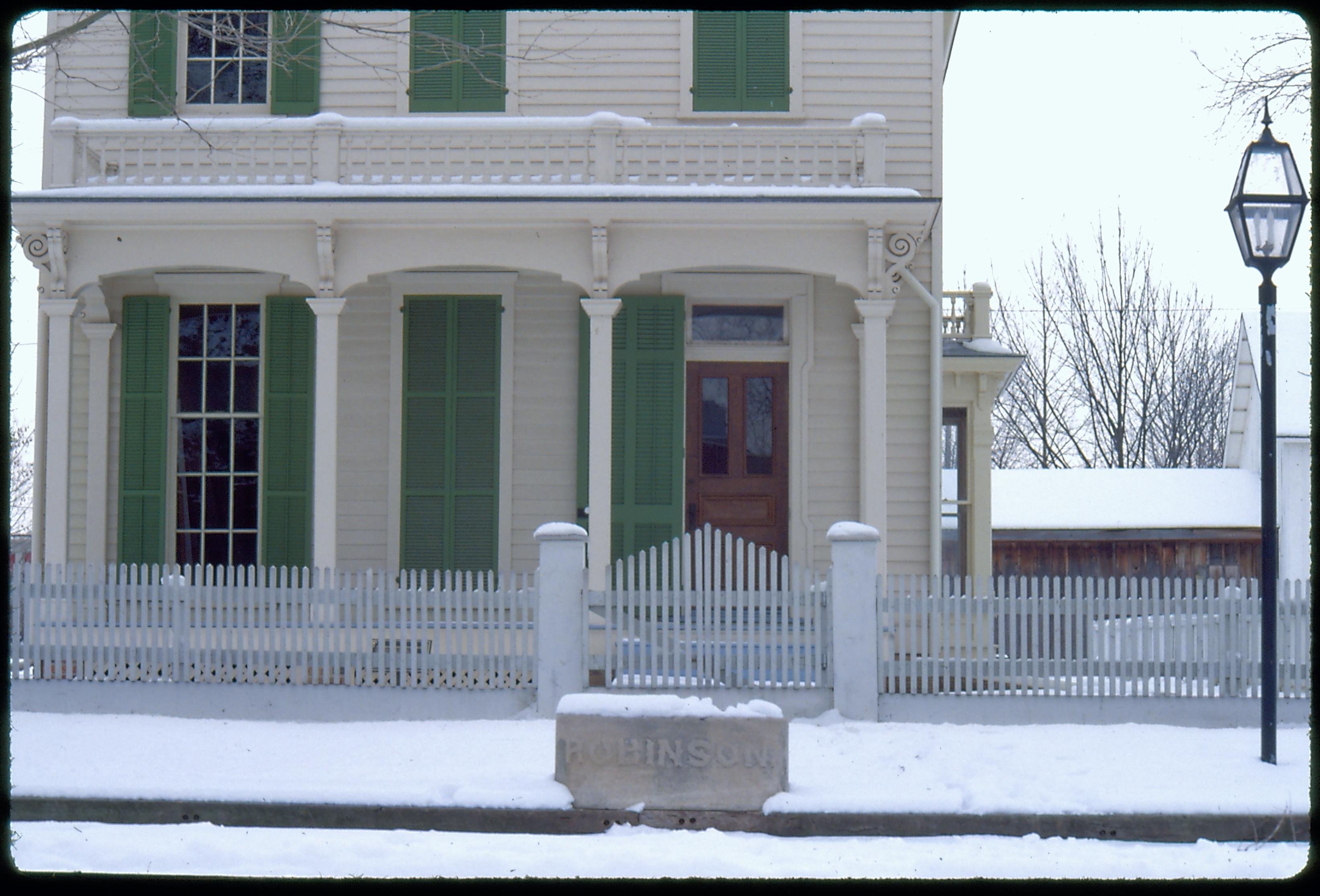 NA Robinson House