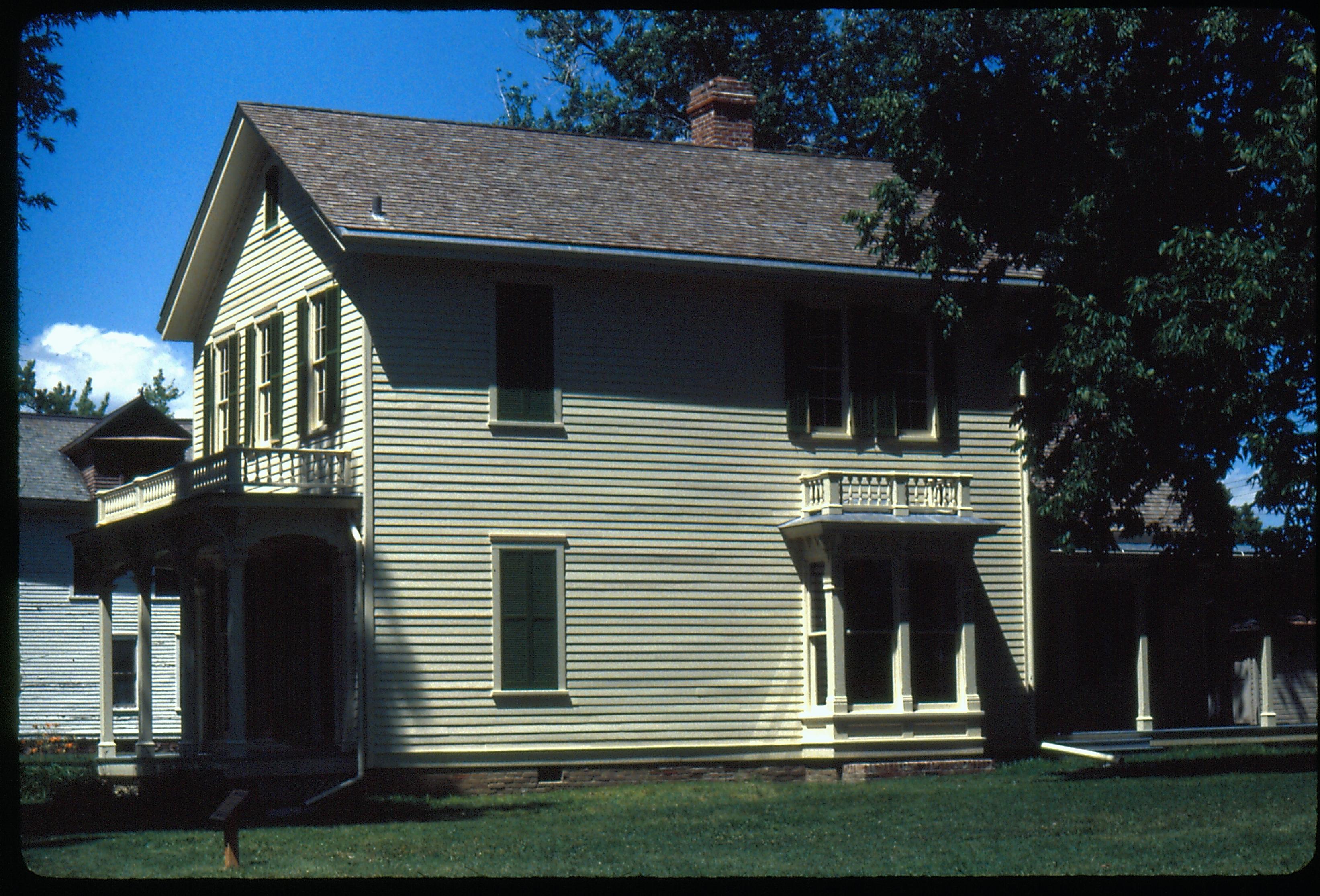 NA Robinson House