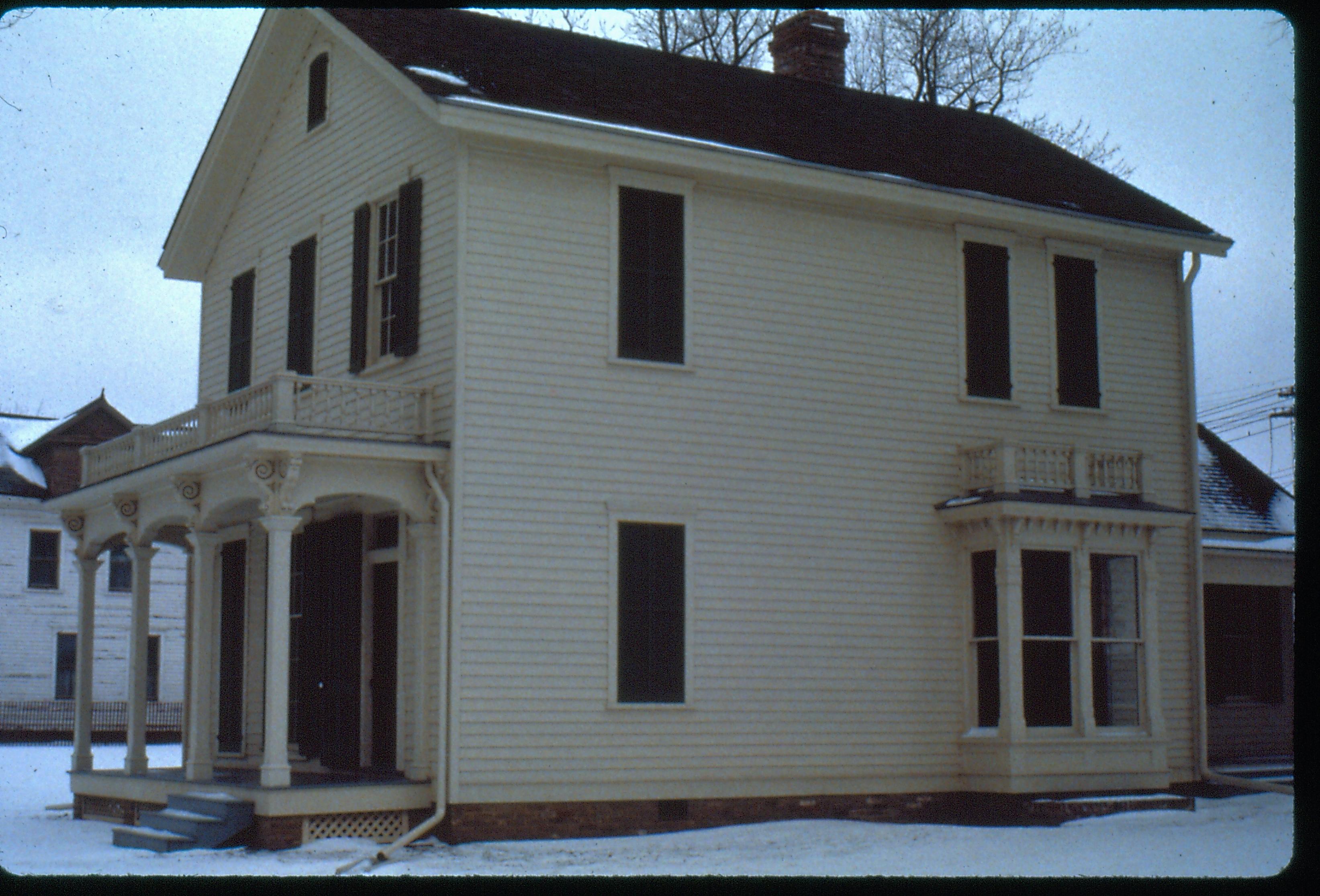 NA Robinson House