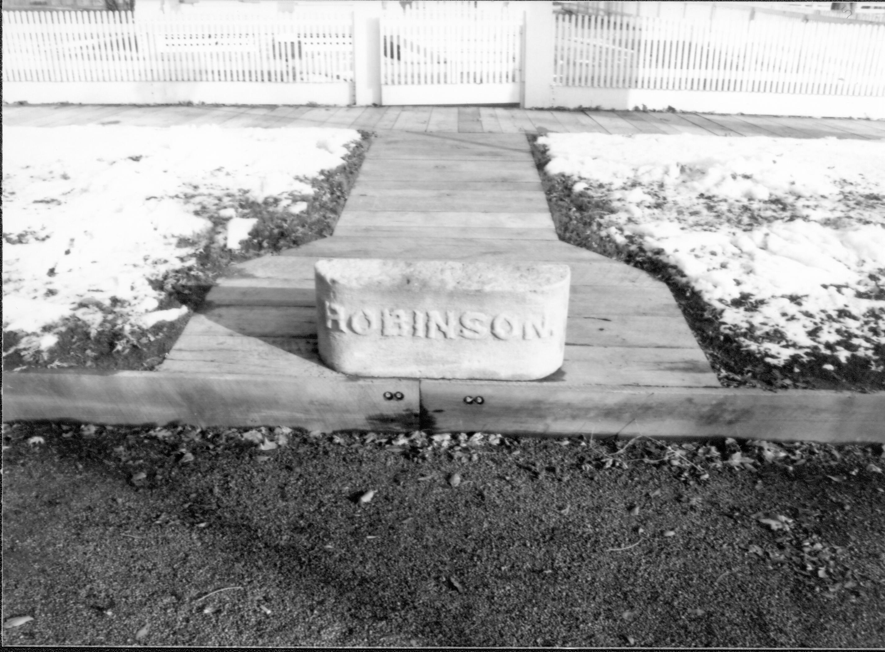 NA Robinson House, HS 10 LIHO, 2, 21 Robinson House, exterior