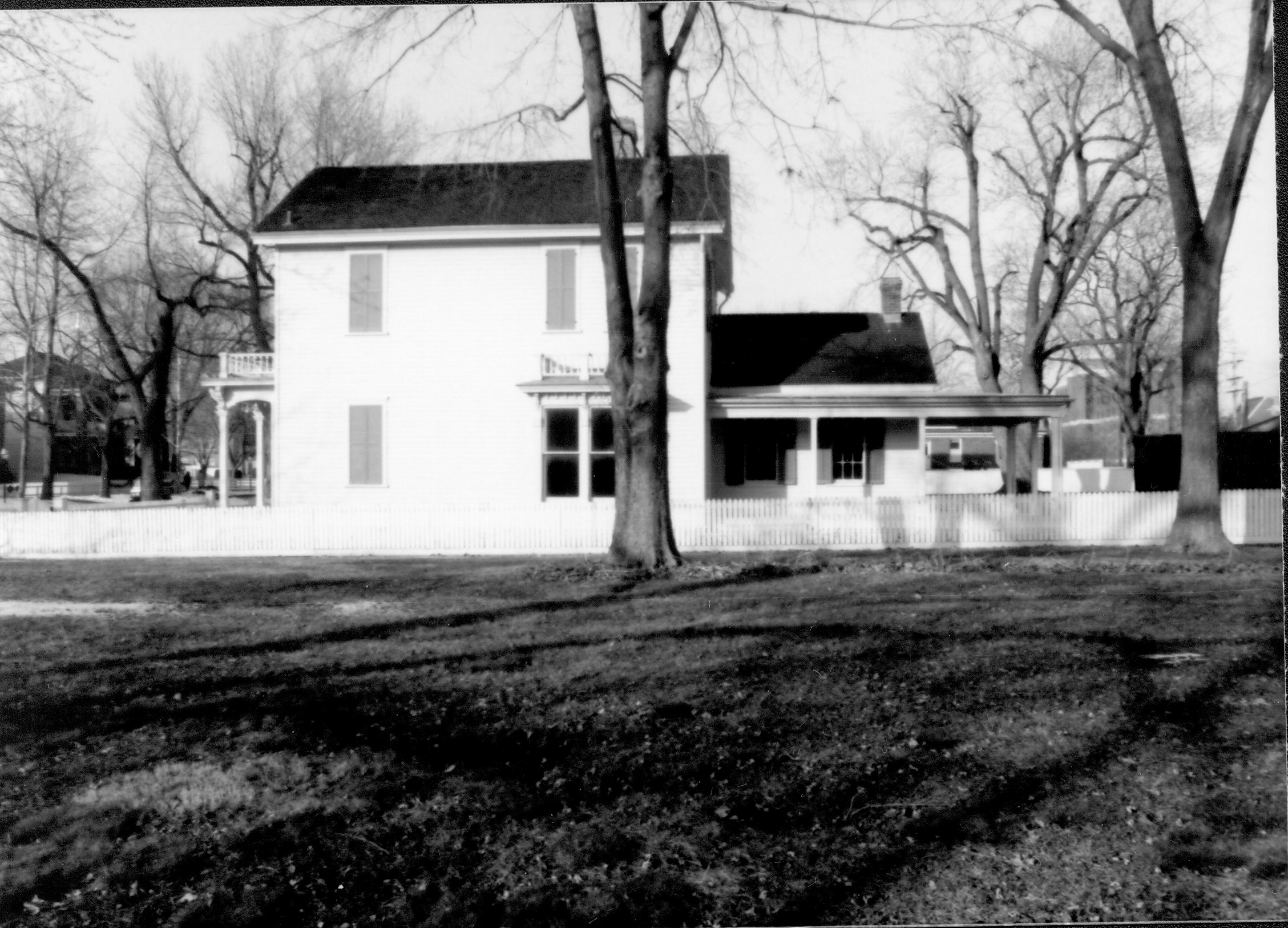 NA Robinson House, HS 10 LIHO, 7, 13 Robinson House, exterior