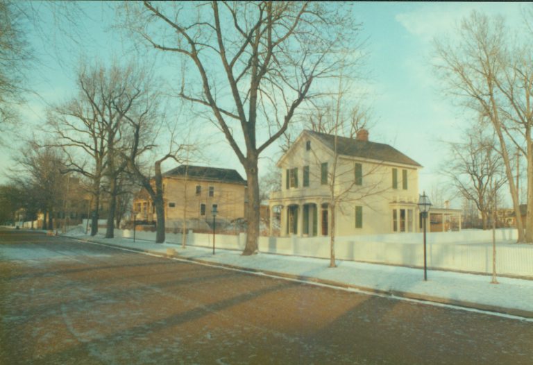 NA Robinson House, HS10 Robinson House