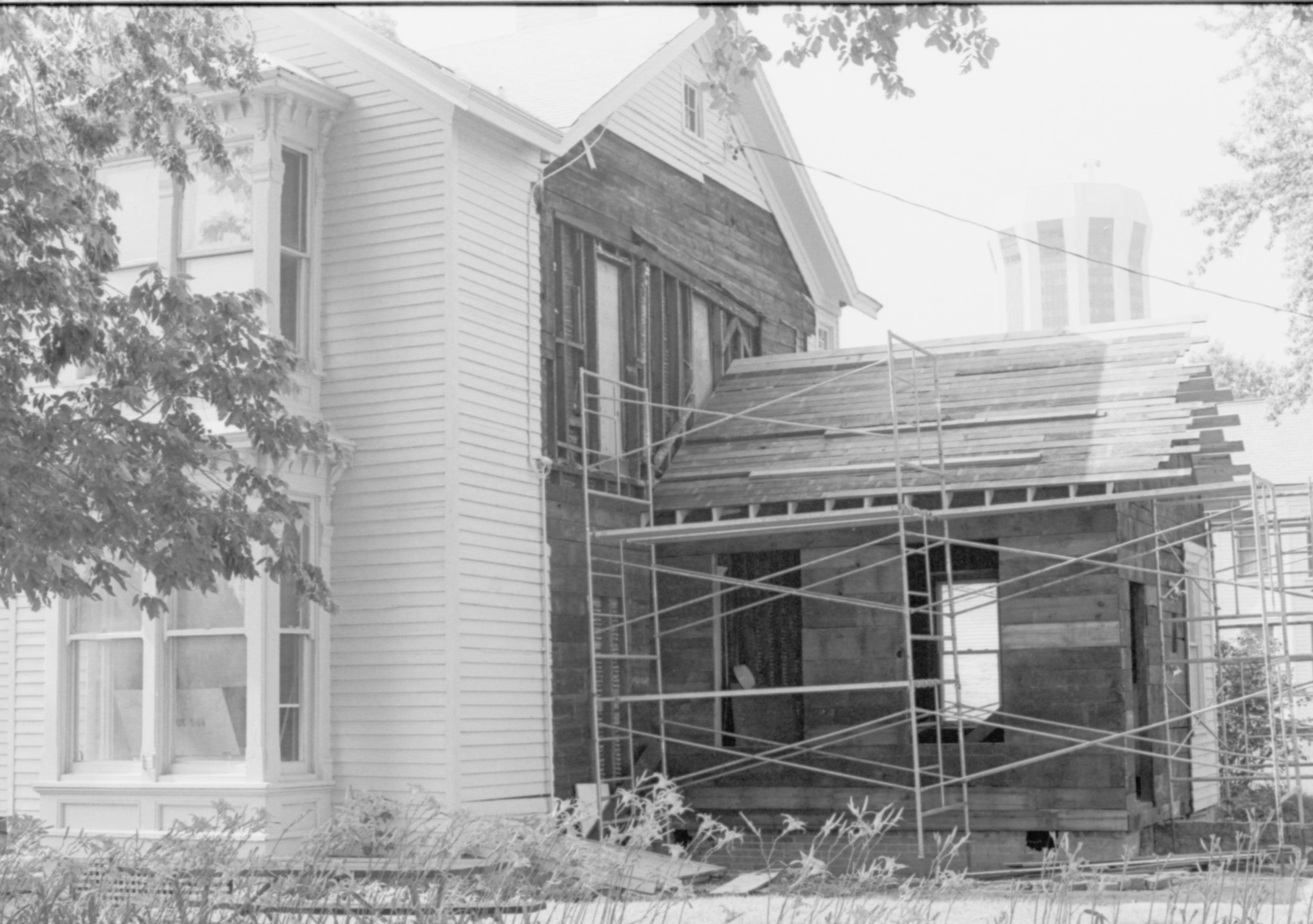 NA Robinson House, HS10, 9 Robinson House, scaffolding