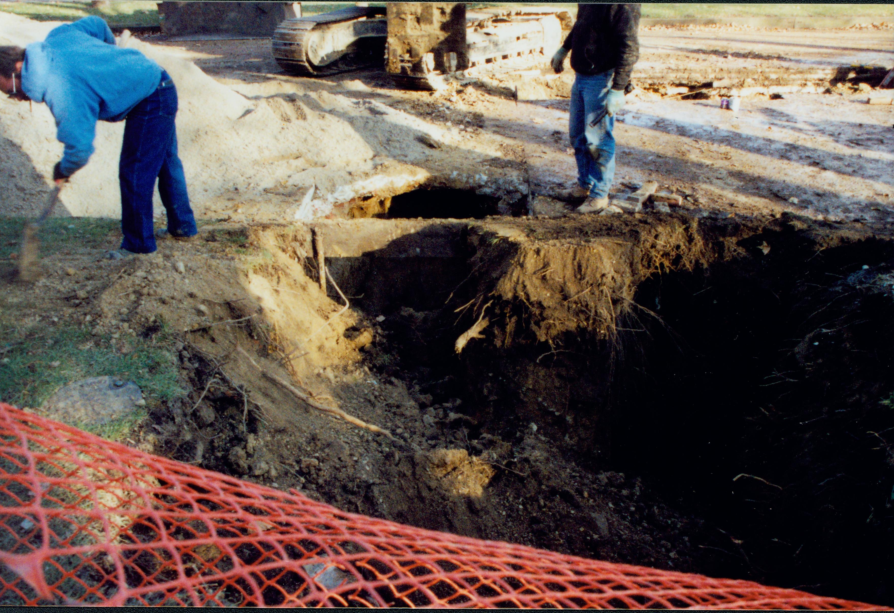 Sewer Hole 8 Lyon House, Sewer