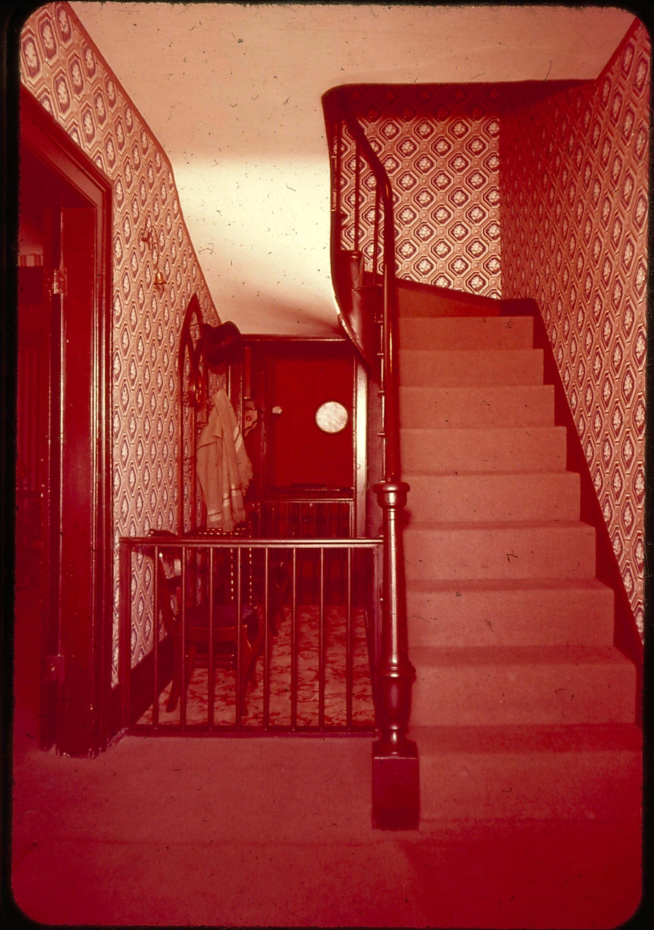 Original walnut stairway Lincoln Home NHS- Souvenir Set, 60W set 1, L227, 1DS115 Lincoln, souvenir, slide