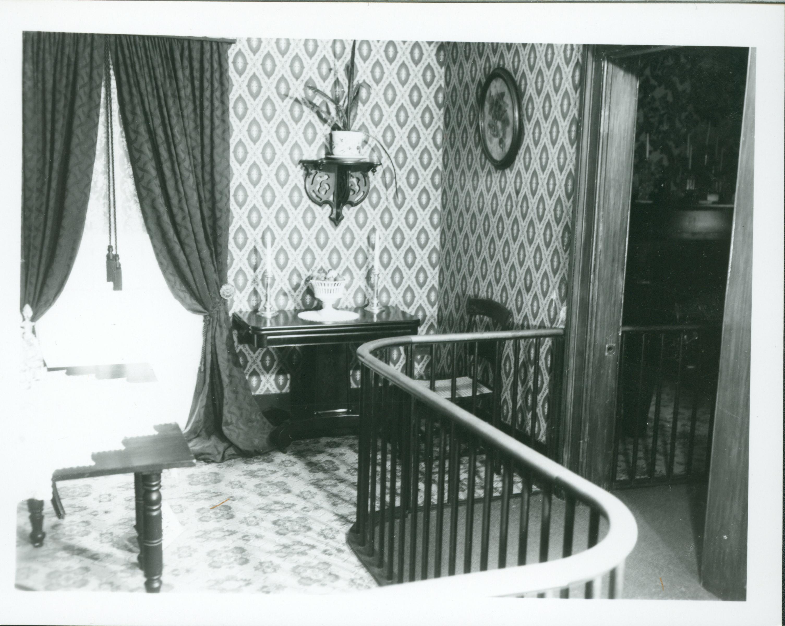 NA Dining Room, Negative # 71, See Classification # 310 Lincoln, home, Dining Room, furnishings