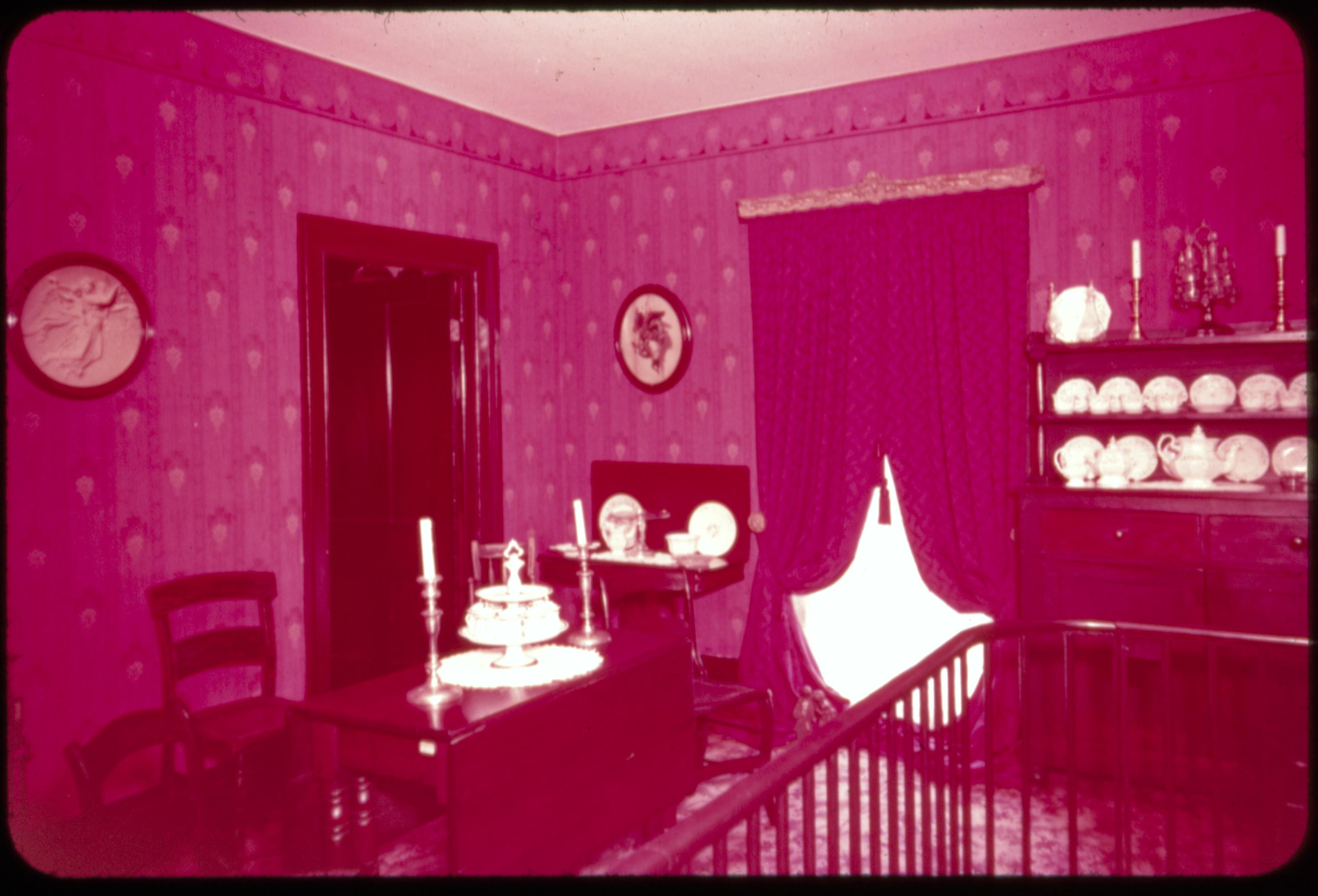 NA Lincoln, home, Dining Room