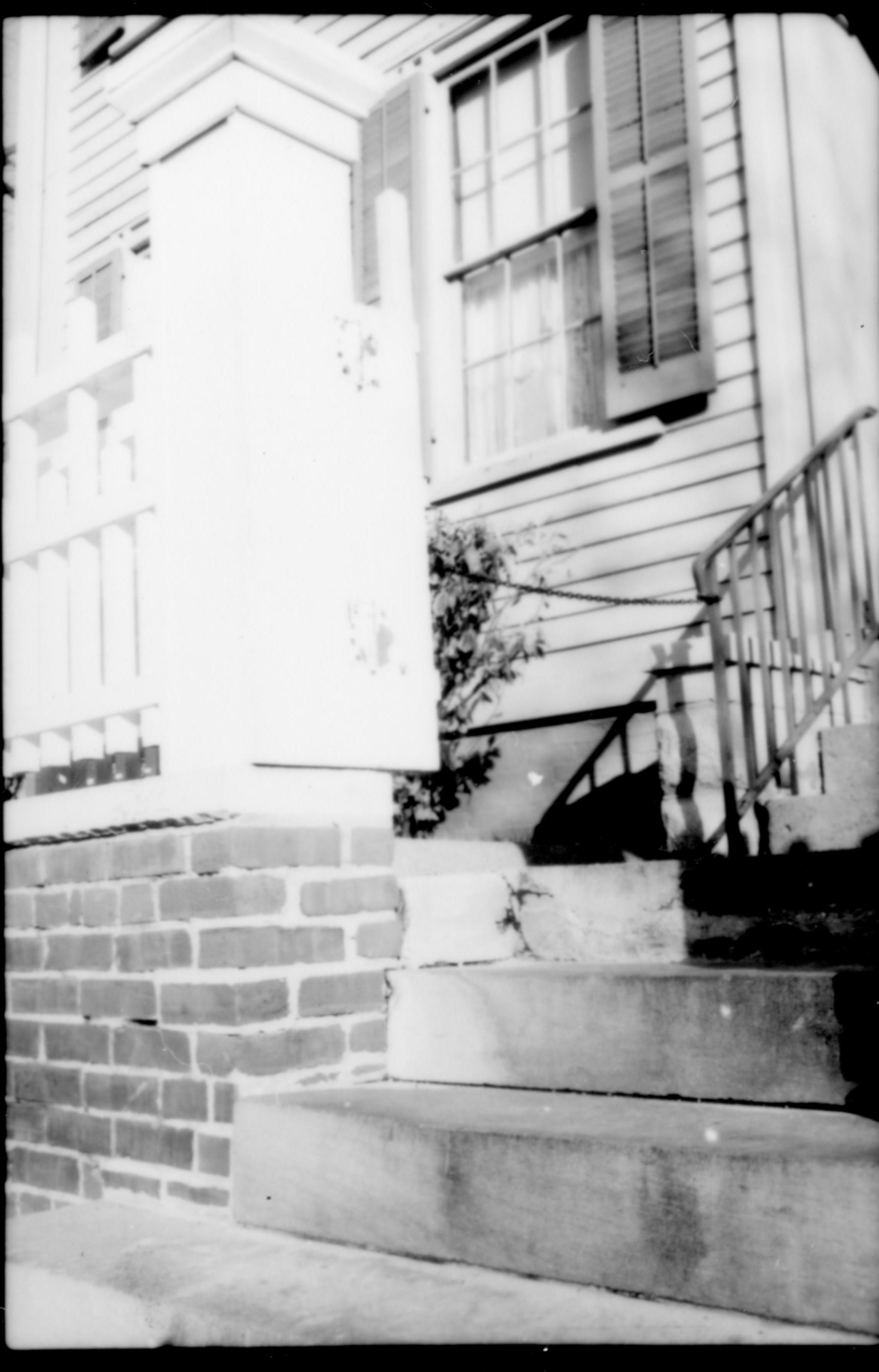NA Historic LIHO Photographs prior to restoration front, stairs, porch