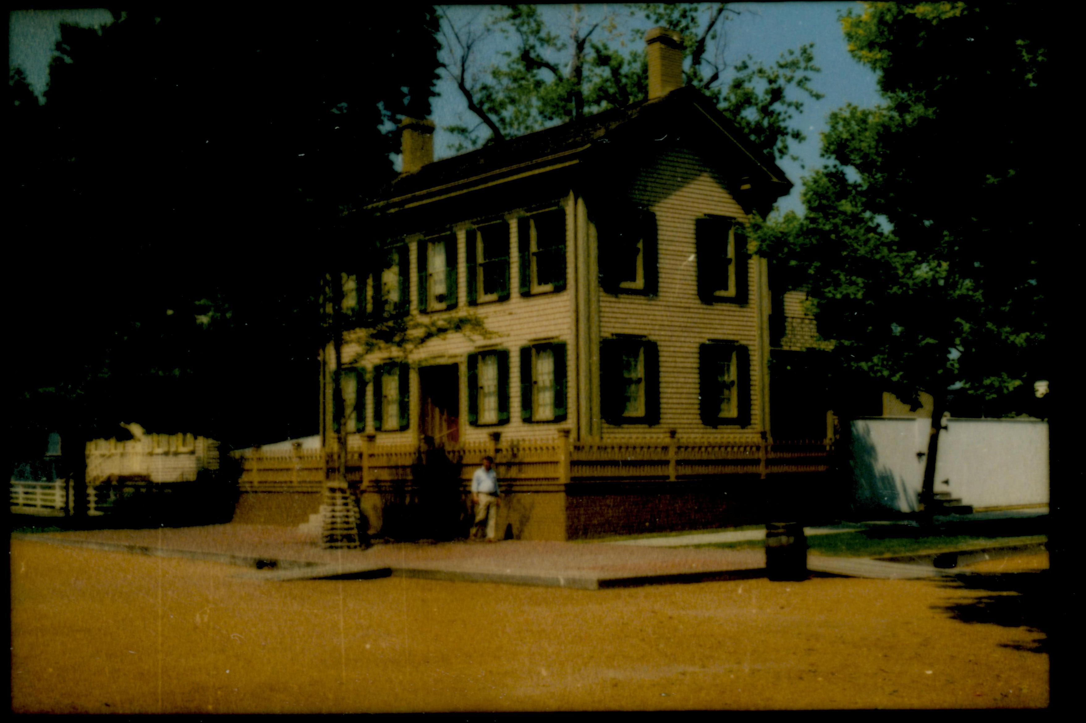 NA file no. 19 Lincoln, home, south, west