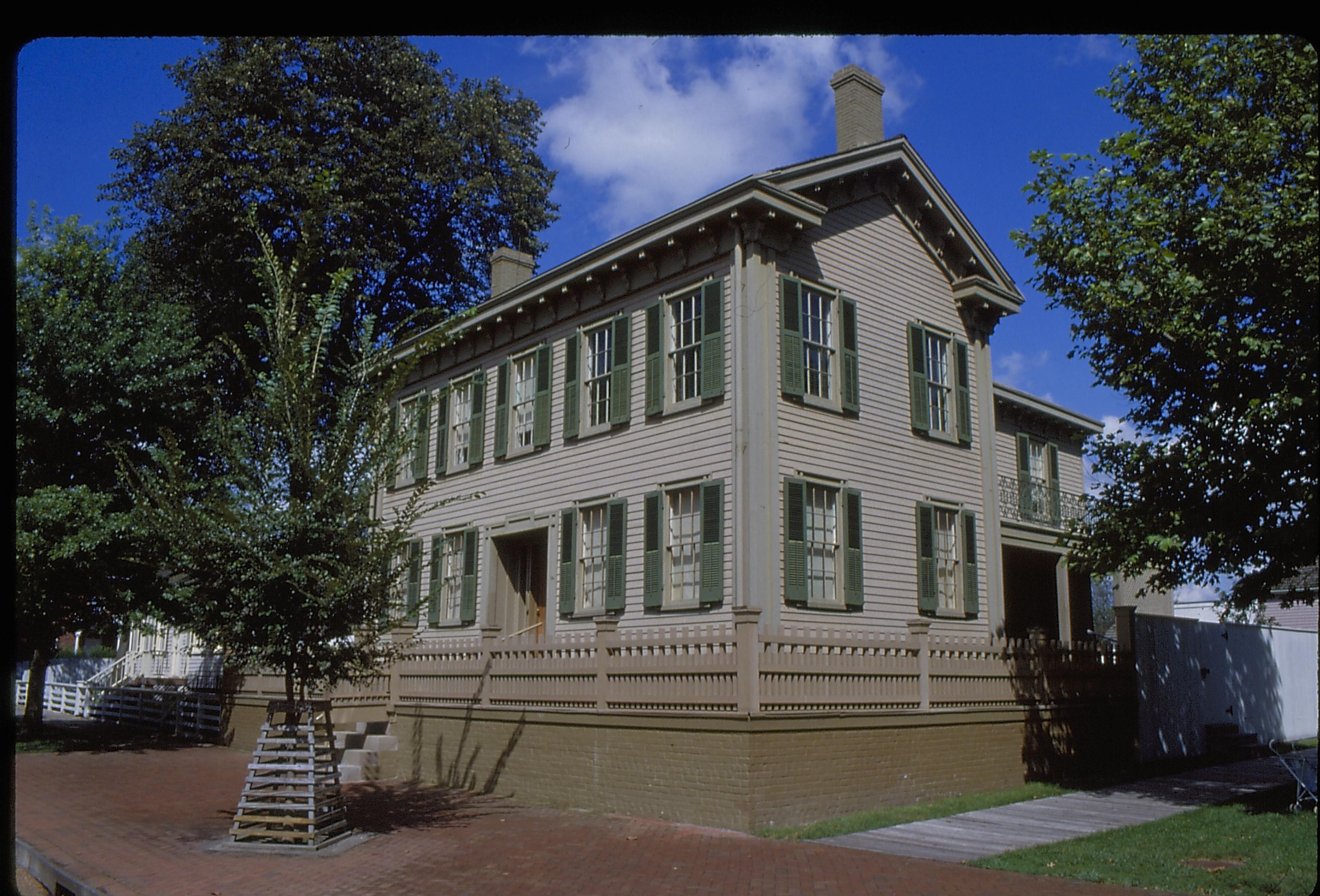 NA frame#6 Lincoln, home