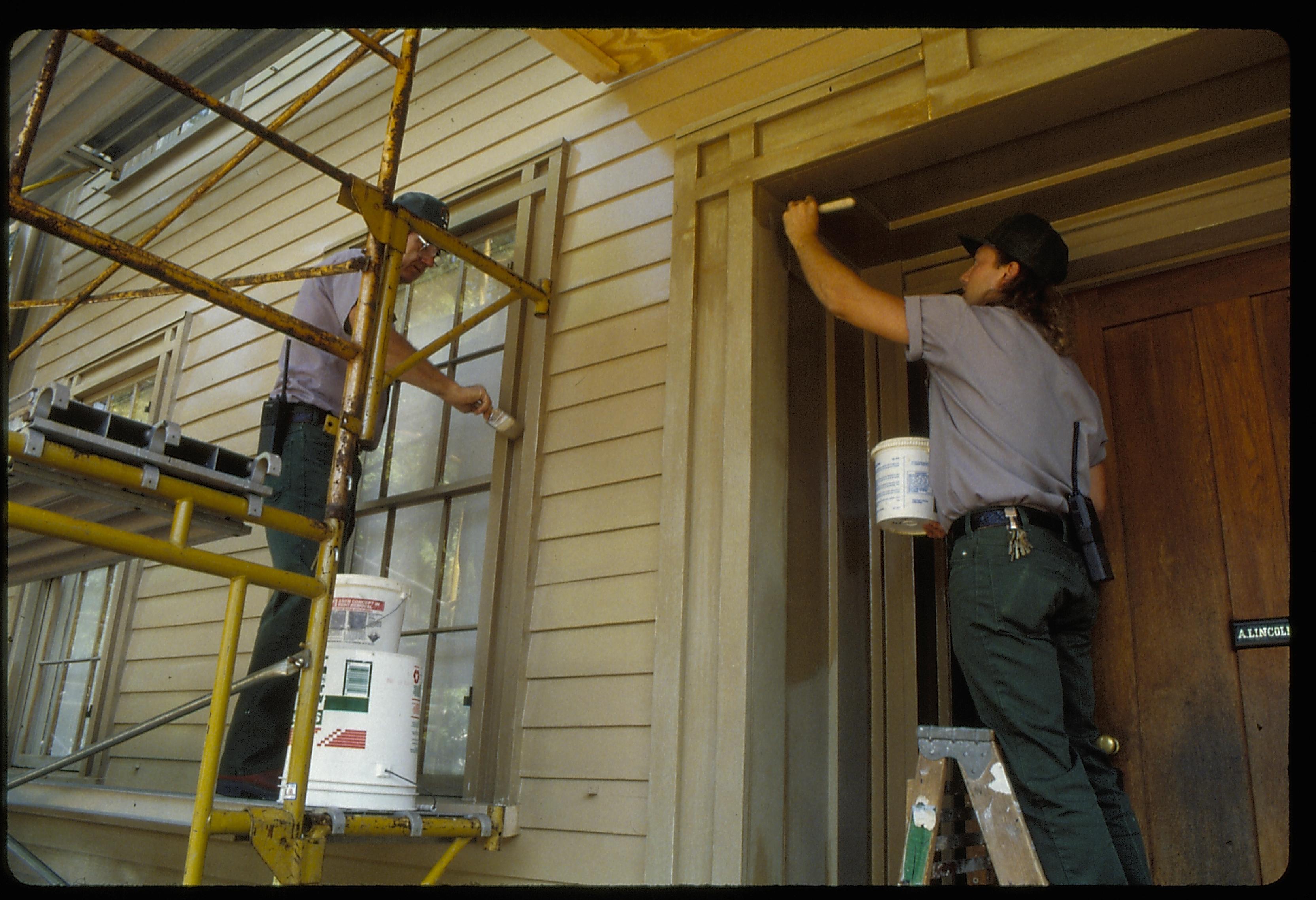 NA Lincoln, home, exterior, renovation