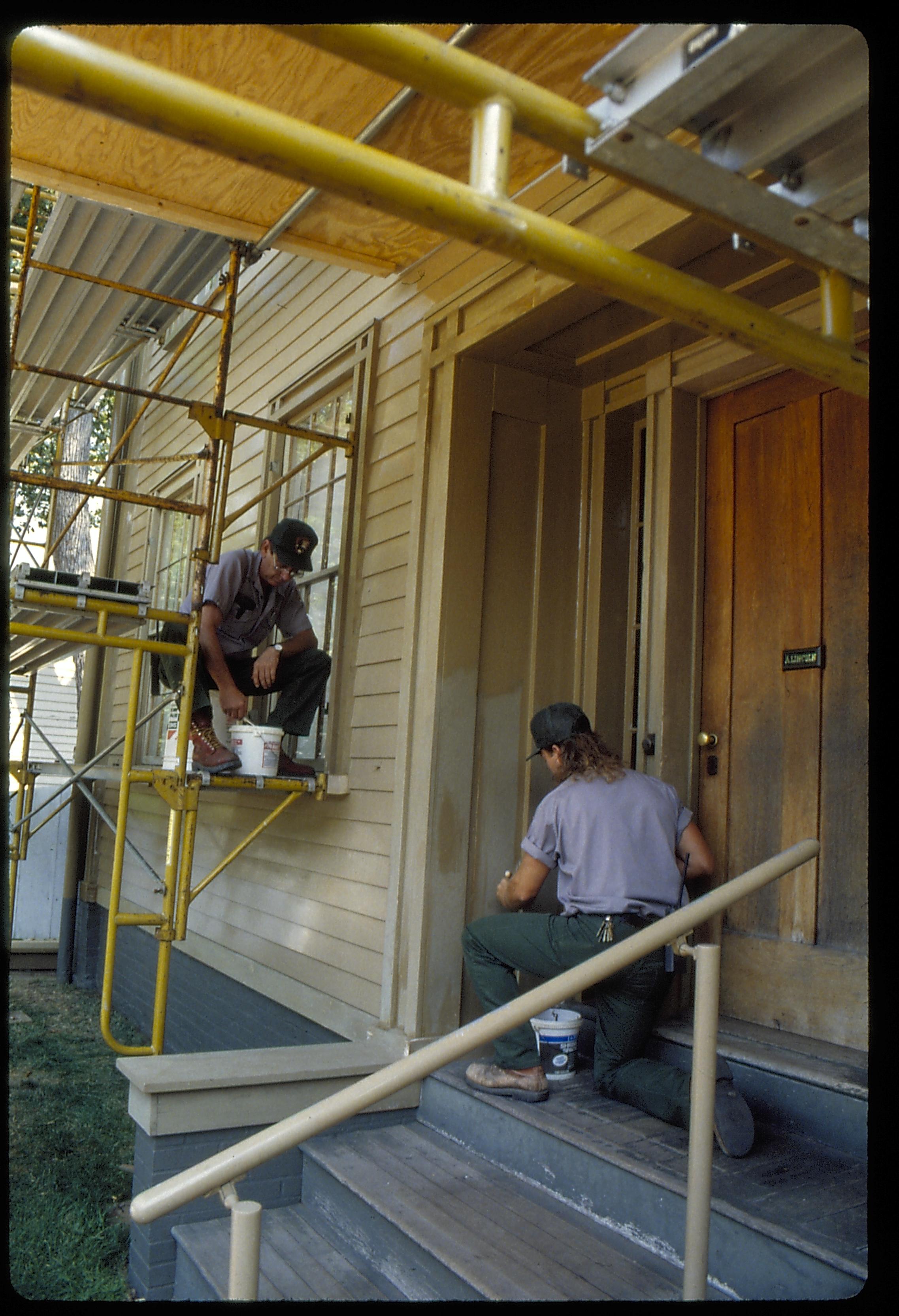 NA Lincoln, home, exterior, renovation