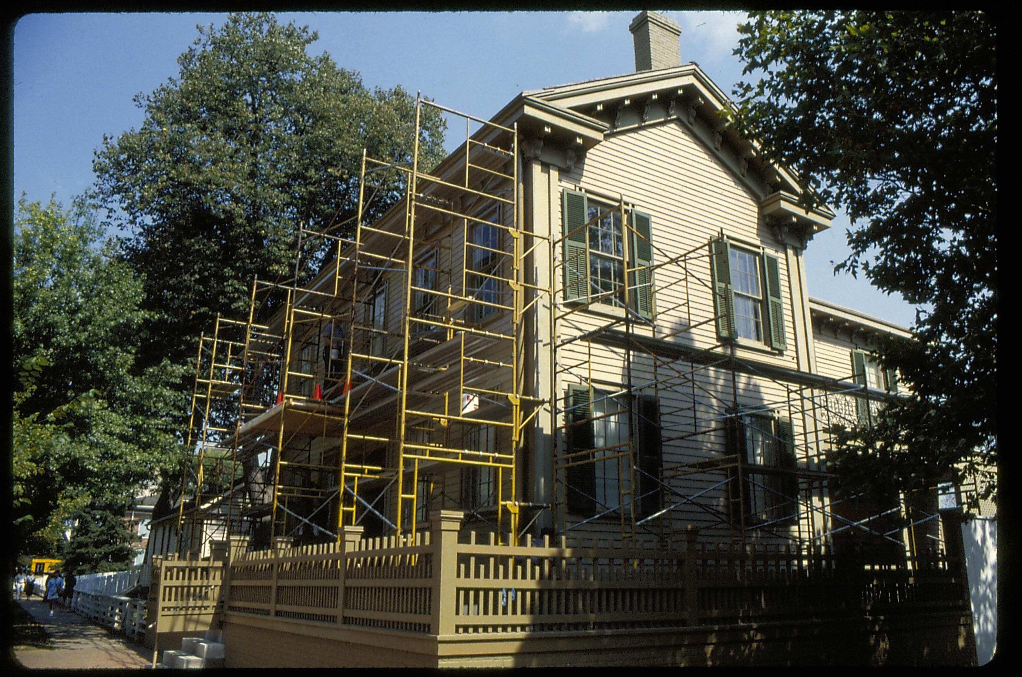 NA Lincoln, home, exterior, renovation