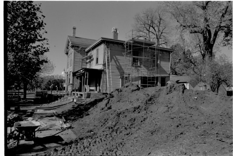 NA 8 Lincoln Home, Restoration, Southeast Side, Scaffolding, Workers