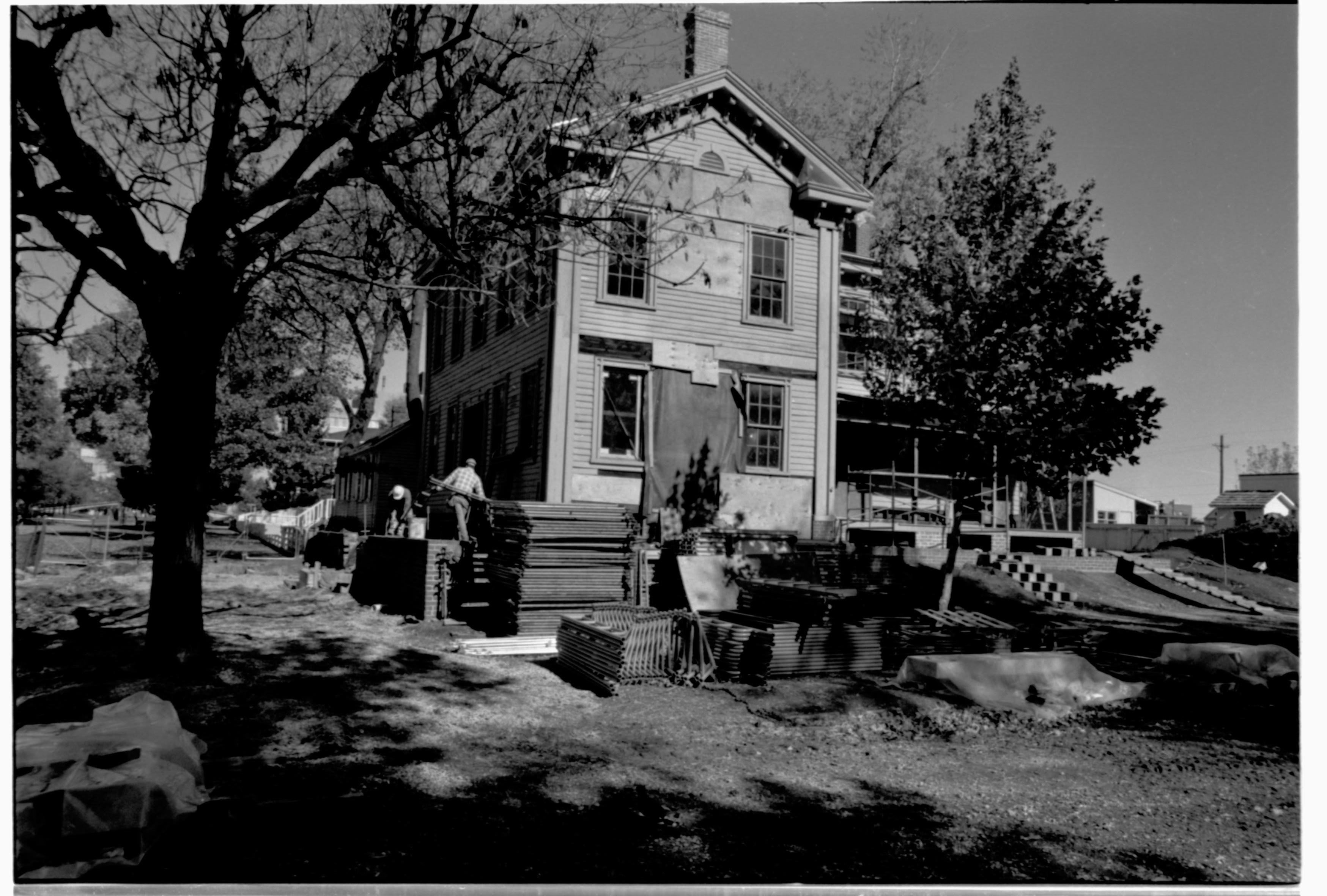 NA 8 Lincoln Home, Restoration, Southwest View, Workers