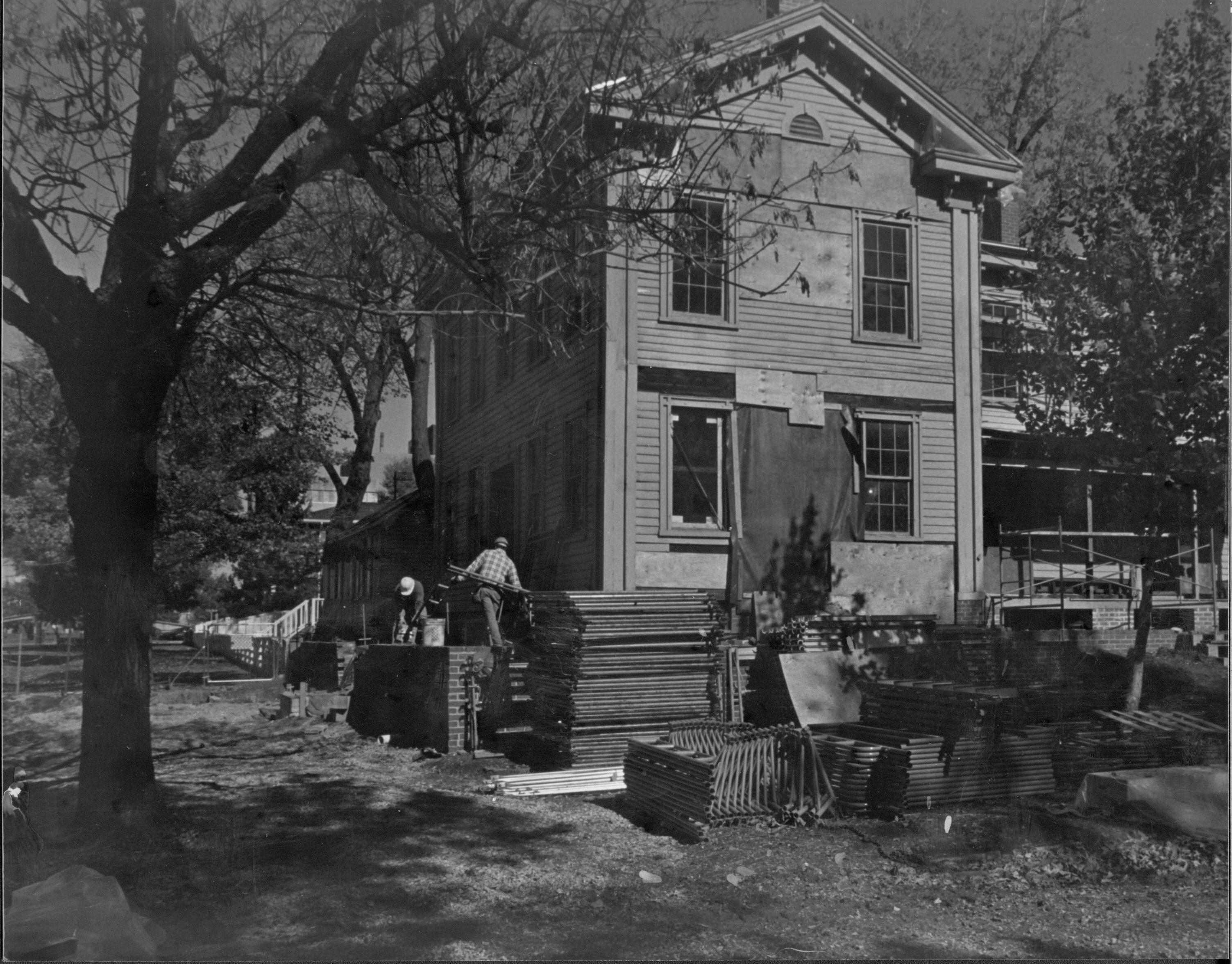 NA Lincoln, Home, restoration, siding