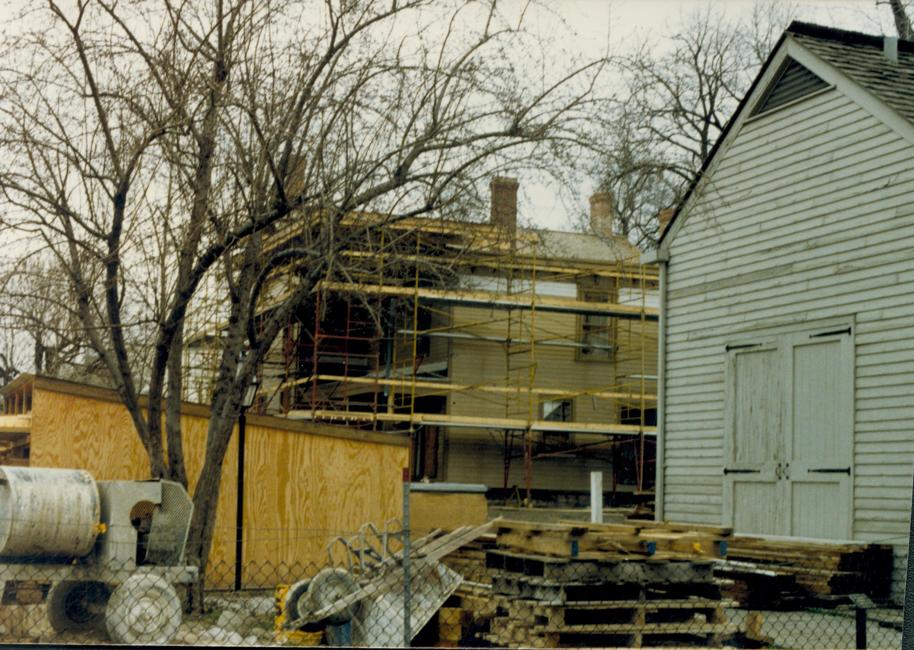   Lincoln, home, restoration, scaffolding, southeast