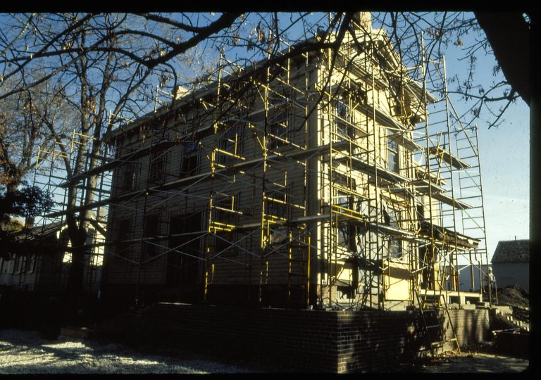 NA slide sleeve (Lincoln Home Restoration Masters) Lincoln, Home, Restoration, scaffolding