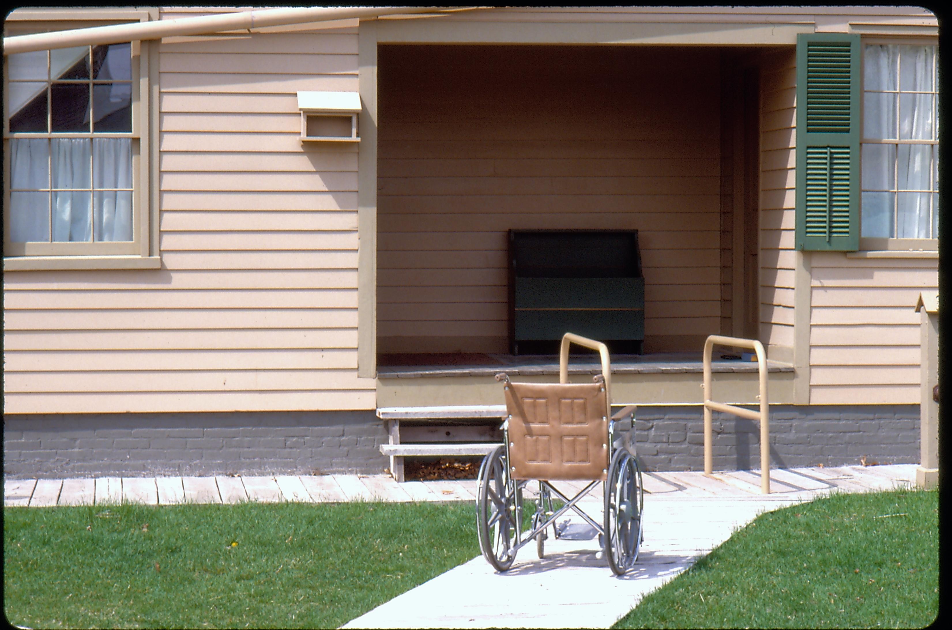 NA File Folder: Frame #27 Lincoln, Home, Handicap Lift, Wheelchair