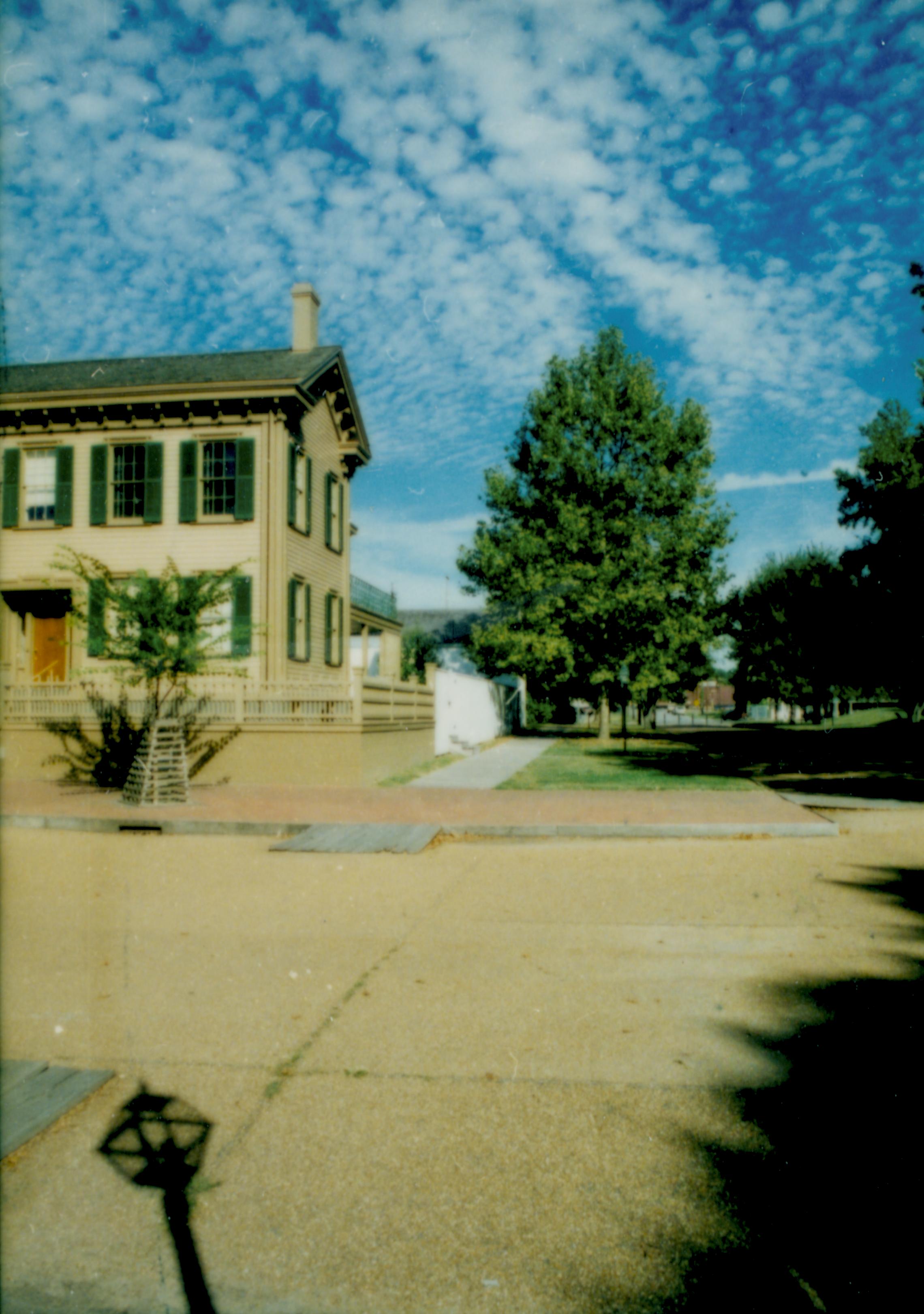 NA Lincoln, home, 