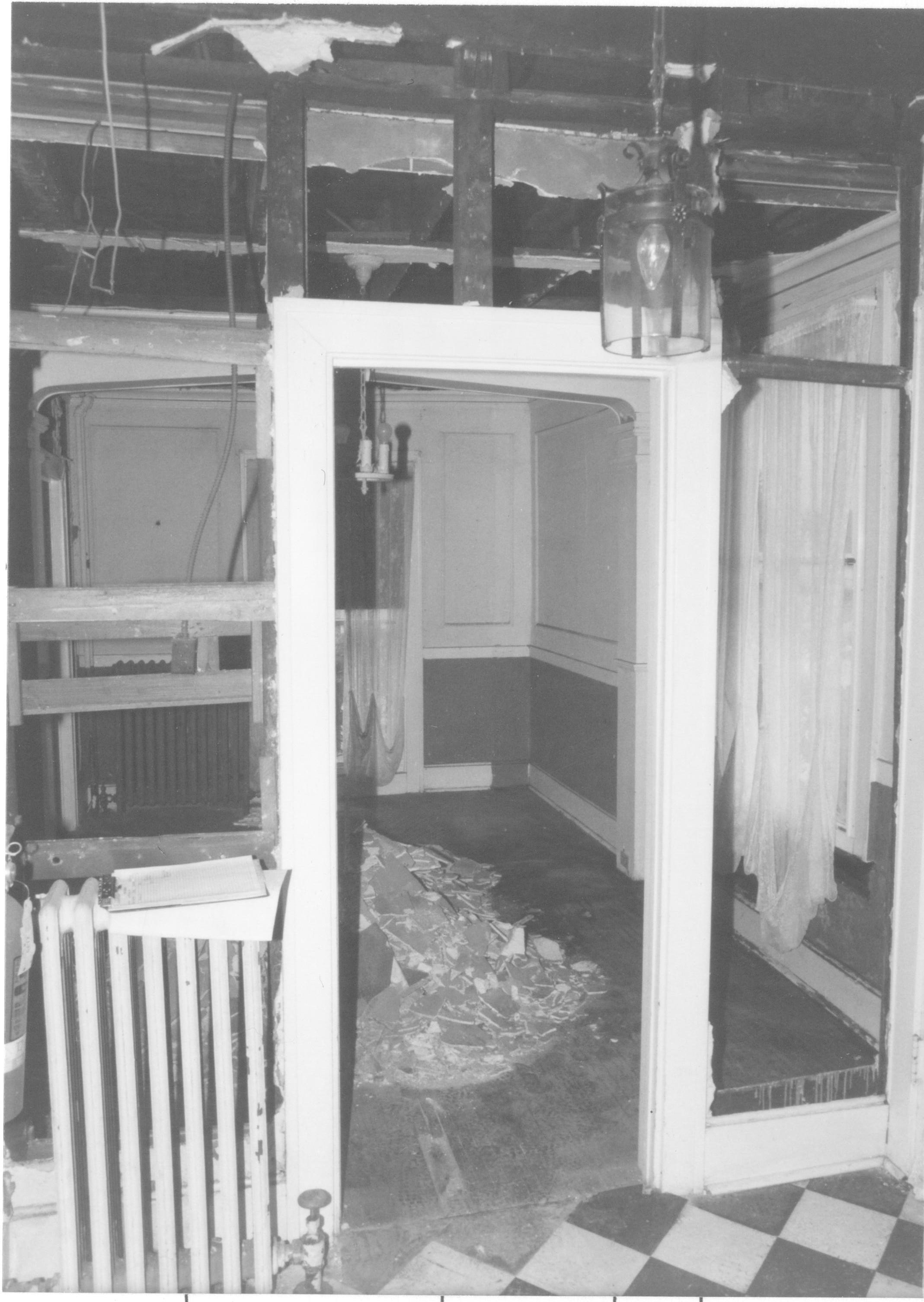 Morse House HS-9 10-12; Room 105, North Elevation Morse House, Interior