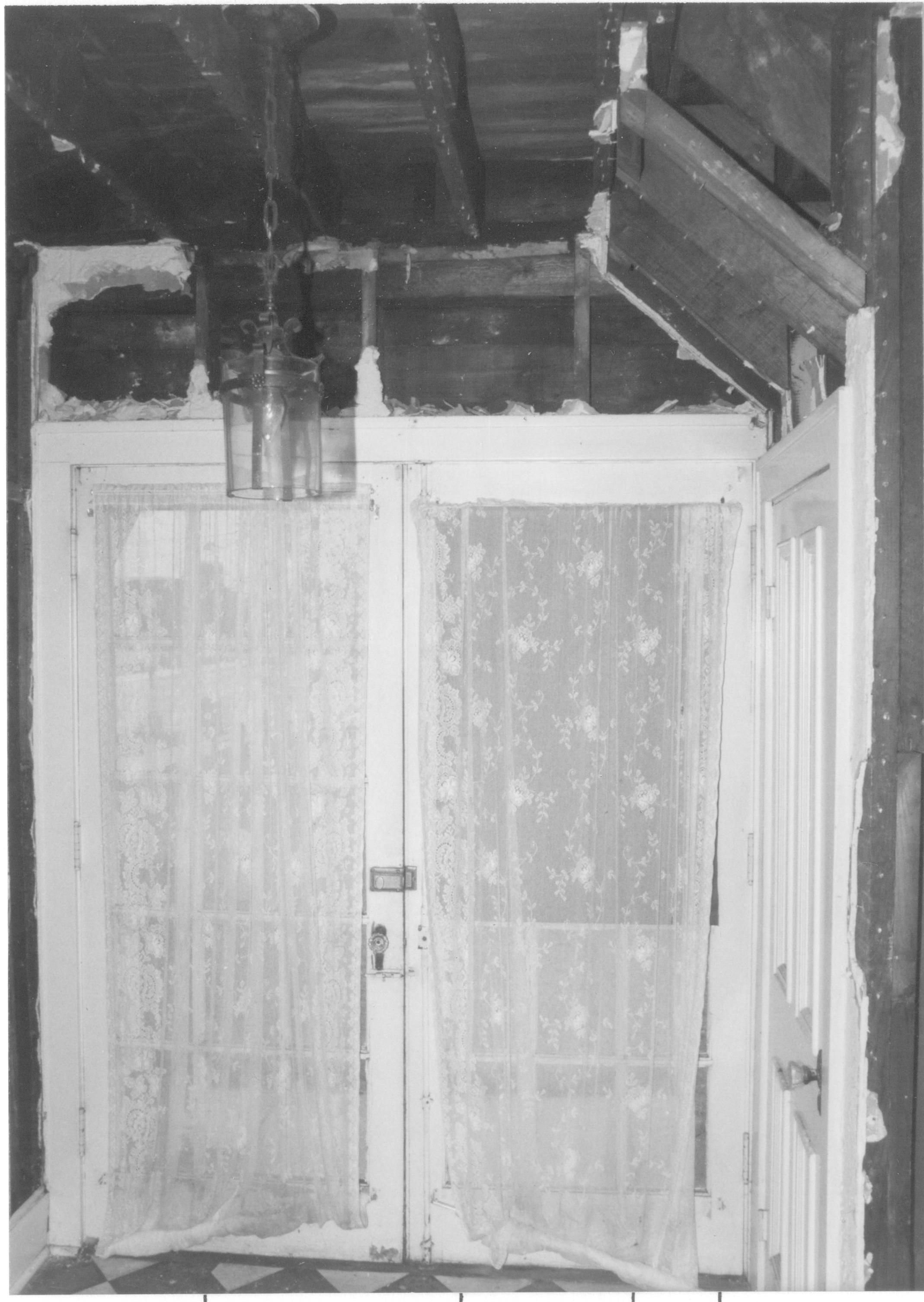 Morse House HS-9 10-13; Room 105, East Elevation Morse House, Interior