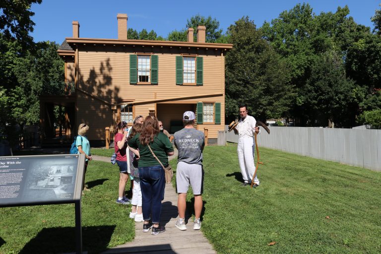 Fritz Klein (Mr. Lincoln), providing visitors with an idea of what life was like in the area in the 1860s.