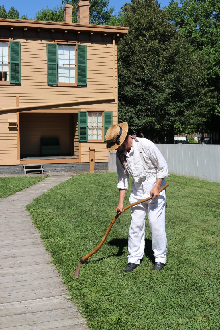 Fritz Klein (Mr. Lincoln), providing visitors with an idea of what life was like in the area in the 1860s.