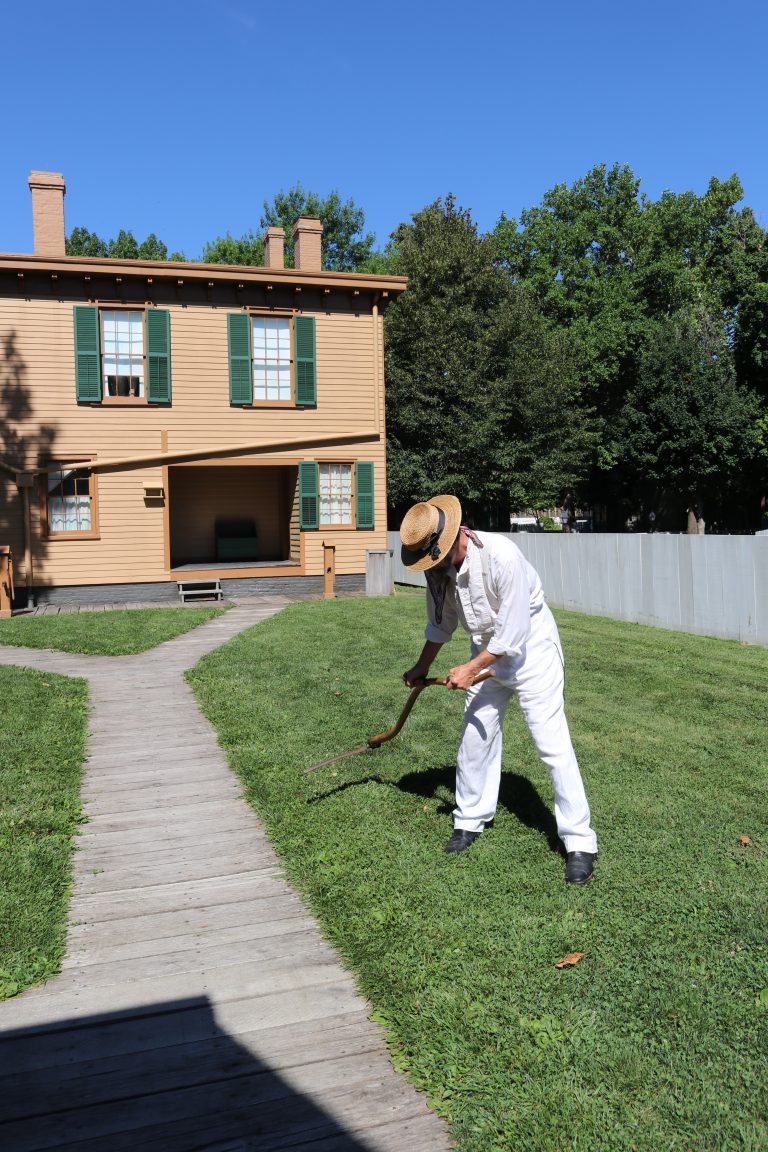 Fritz Klein (Mr. Lincoln), providing visitors with an idea of what life was like in the area in the 1860s.